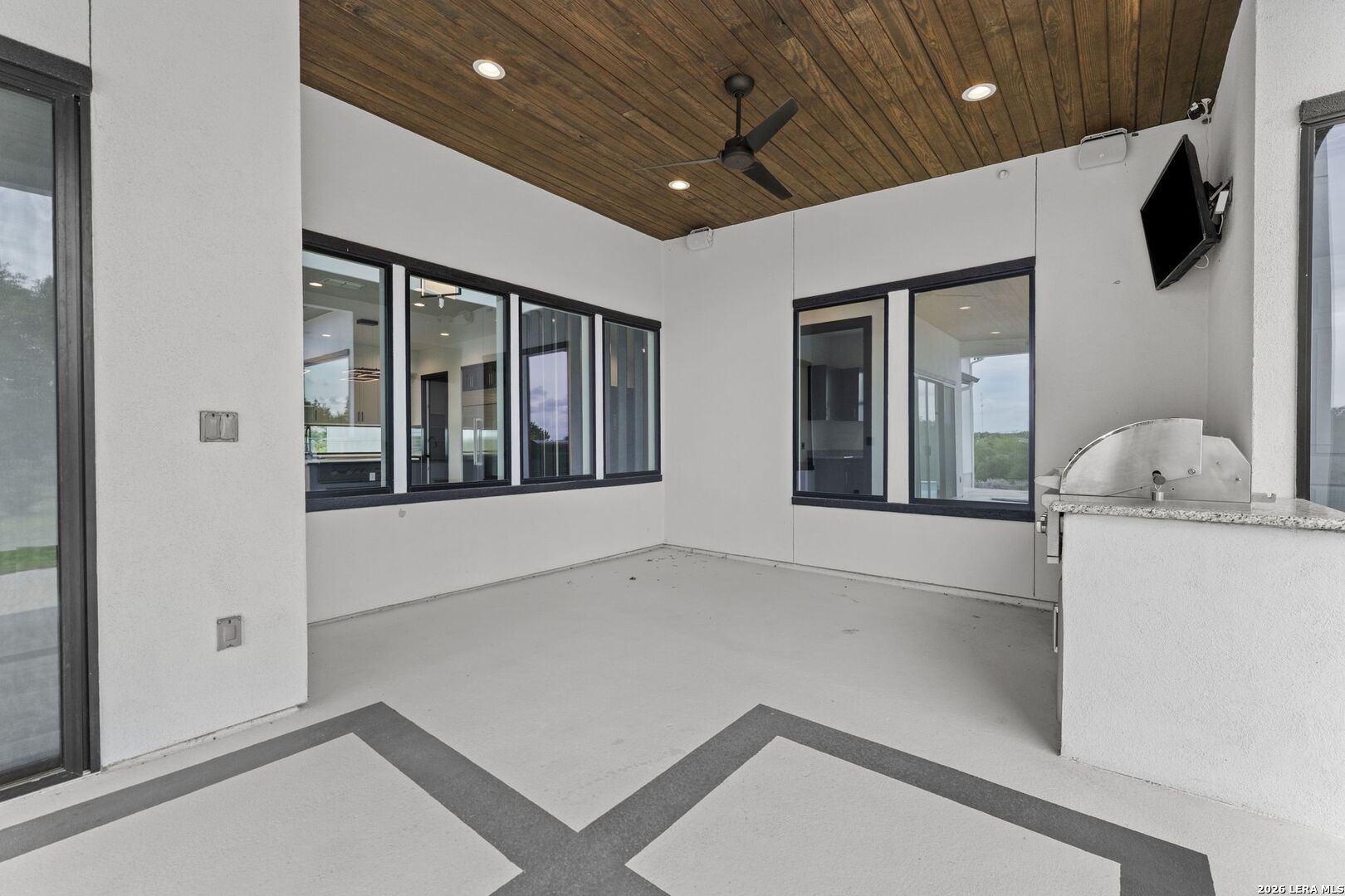 1347 BORDEAUX LN