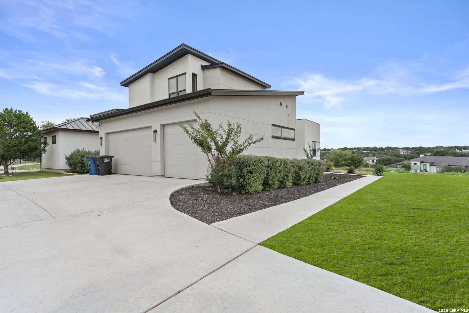 1347 BORDEAUX LN