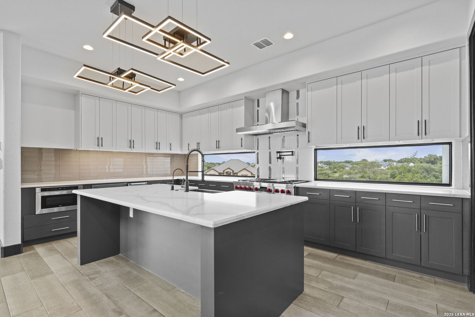 1347 BORDEAUX LN