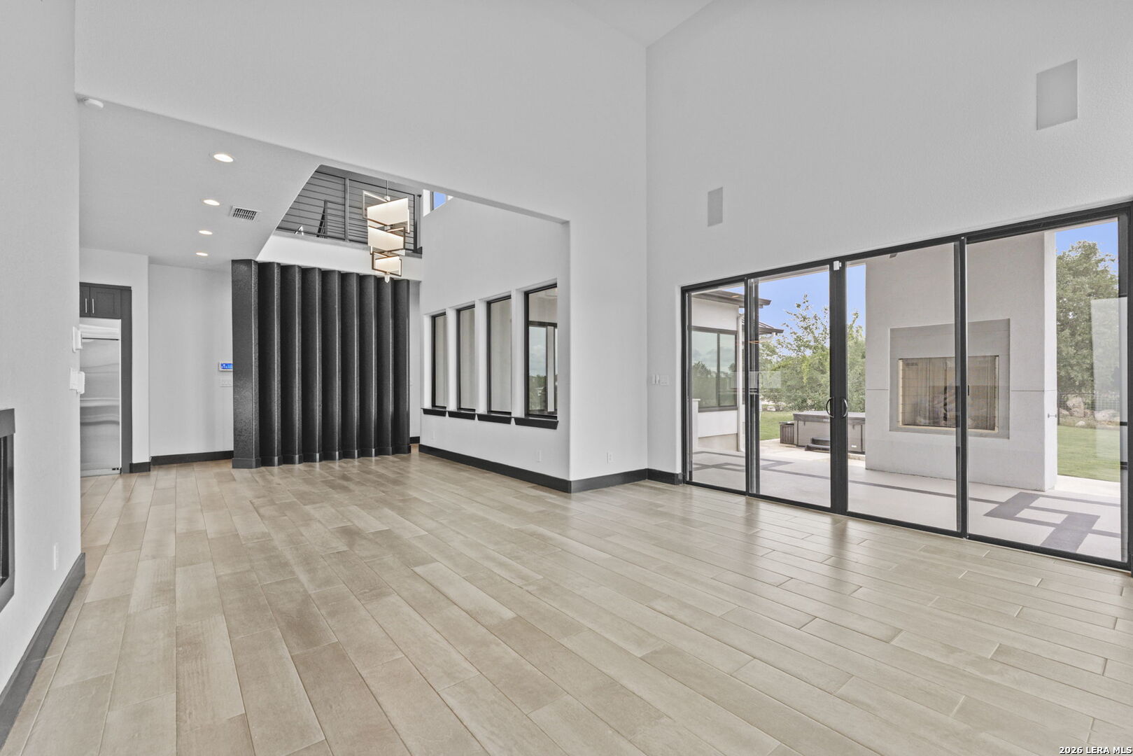 1347 BORDEAUX LN