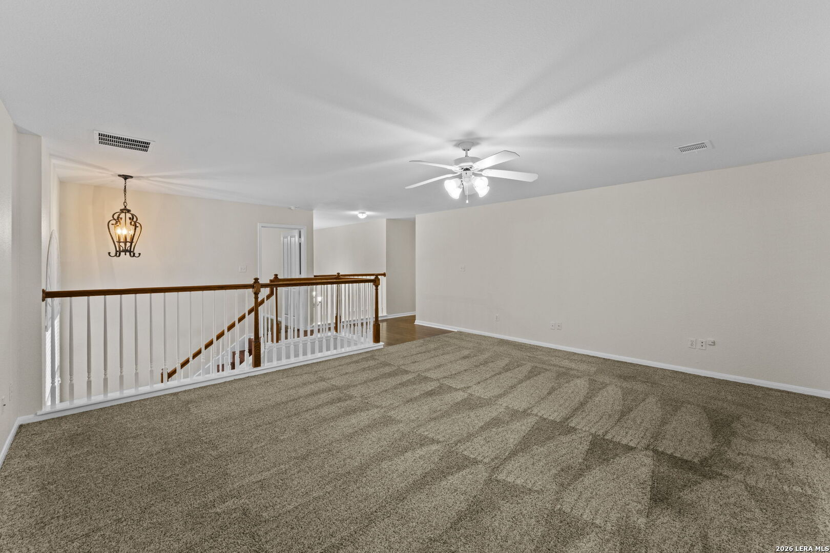 906 ELKINS LK