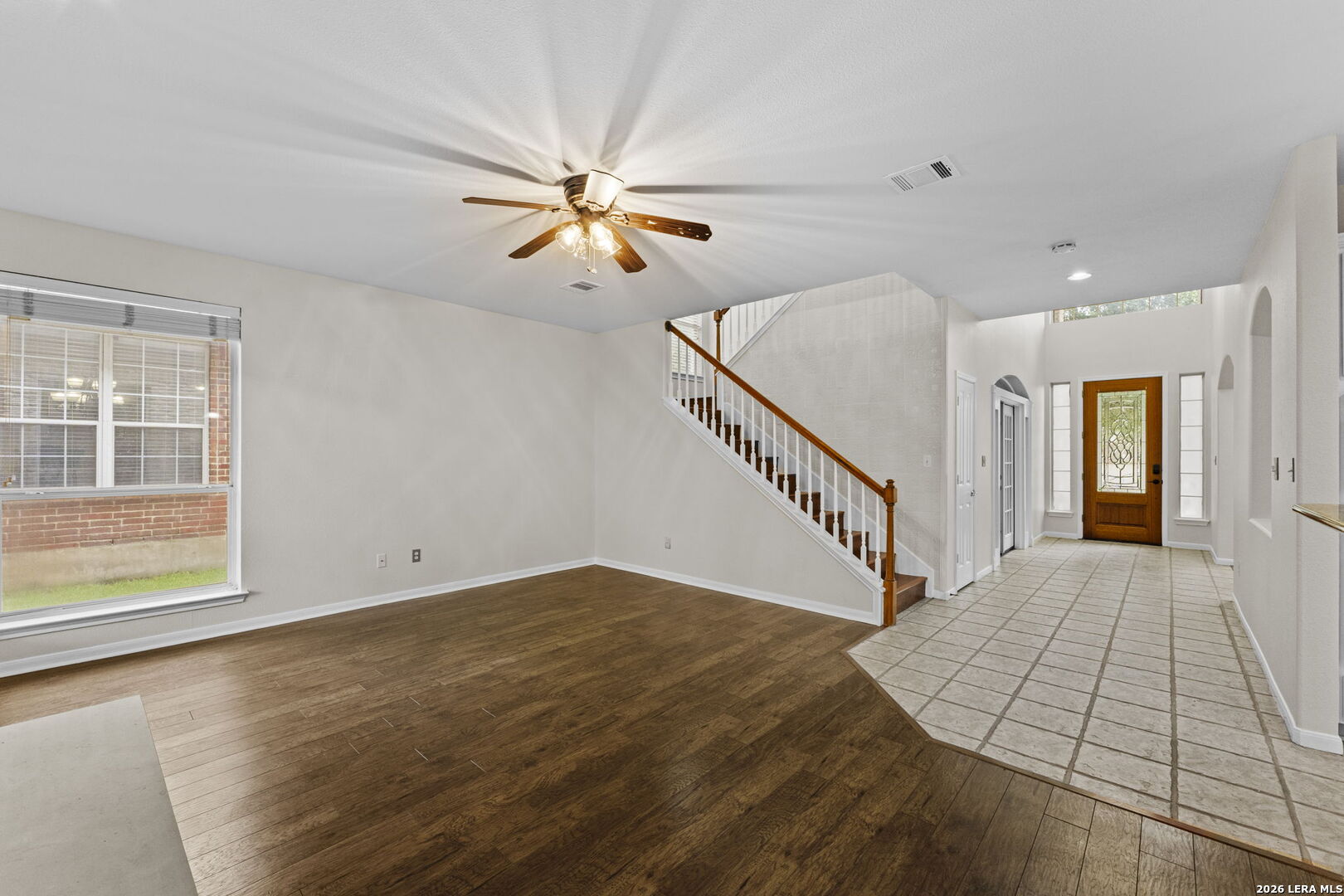 906 ELKINS LK