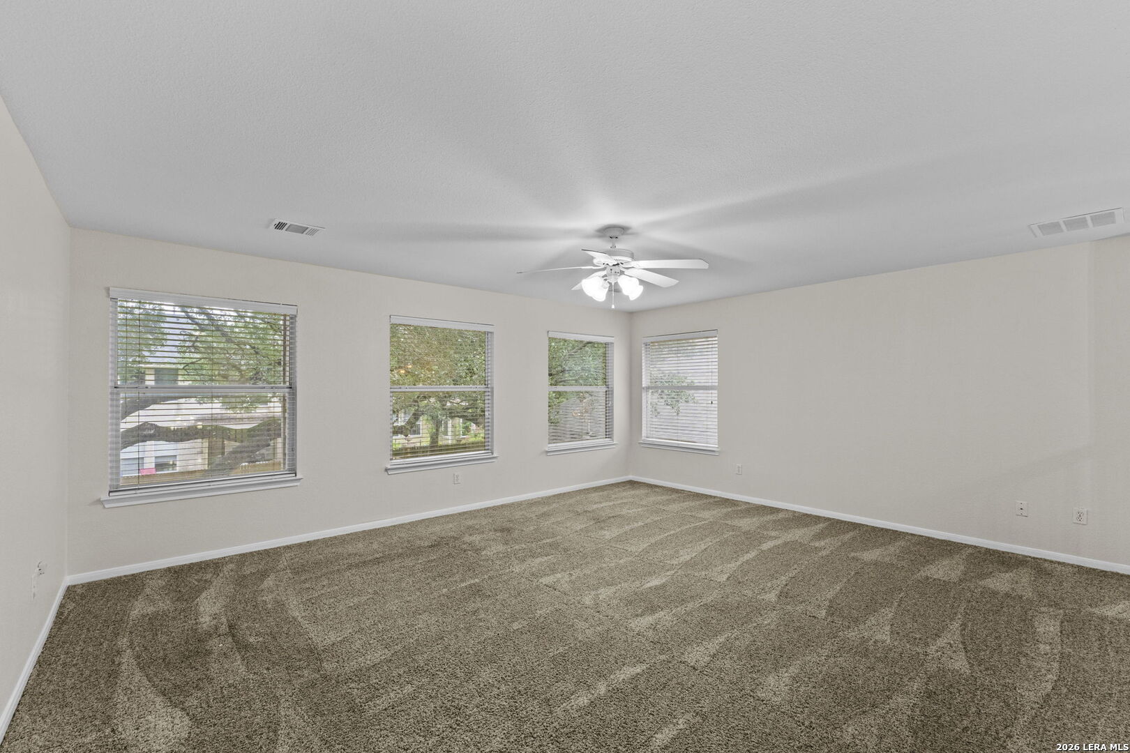 906 ELKINS LK