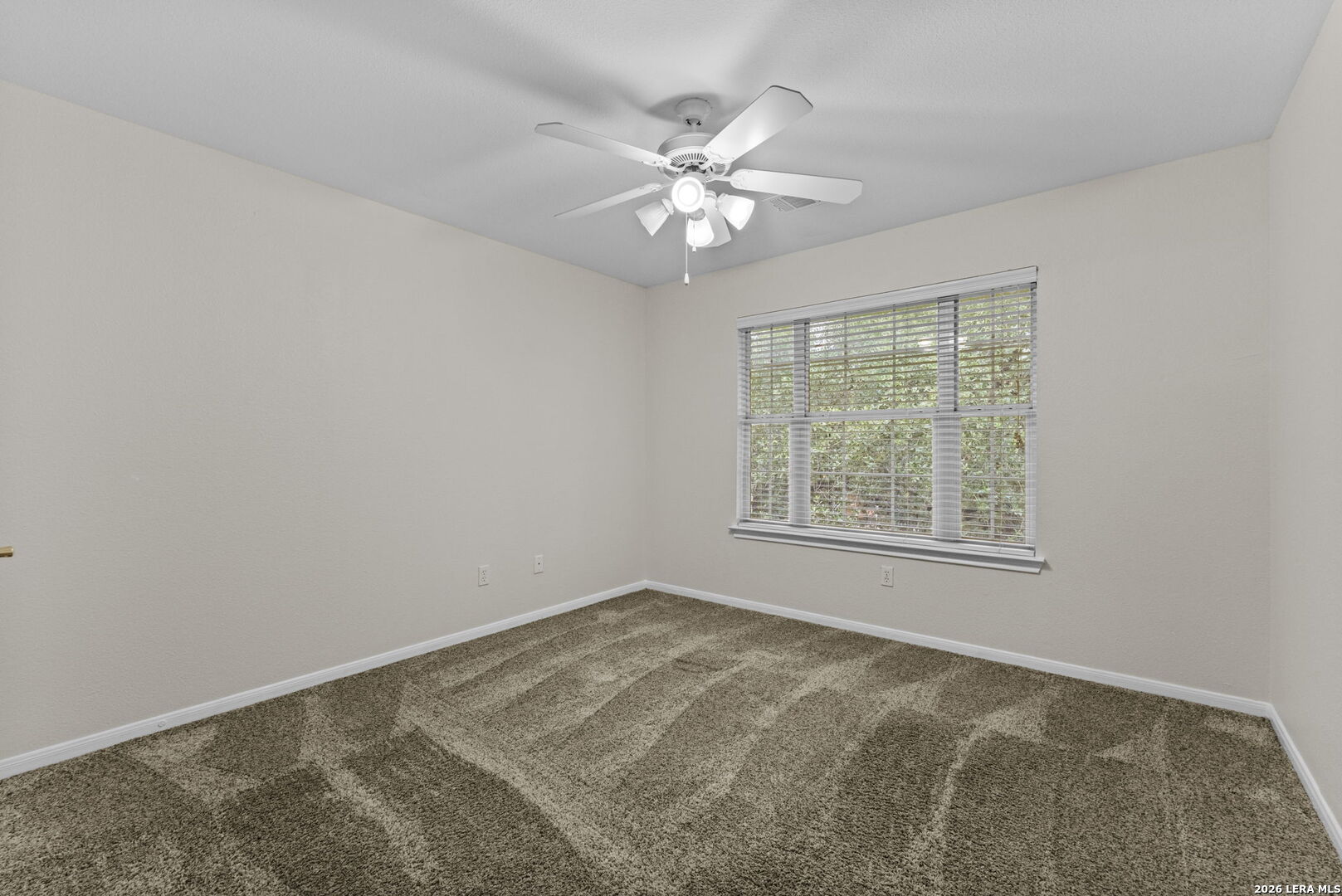 906 ELKINS LK