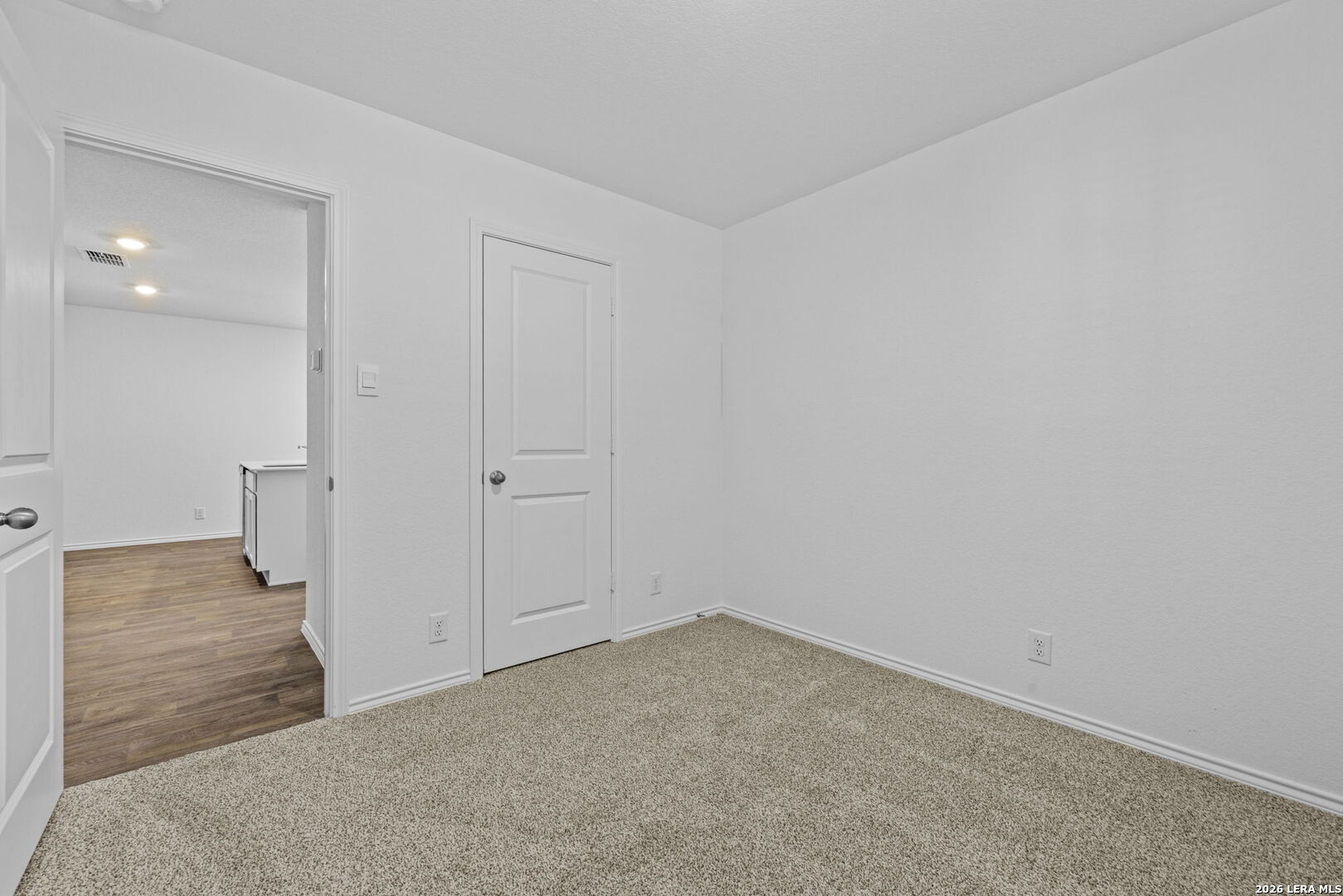 12544 Spoor Vly