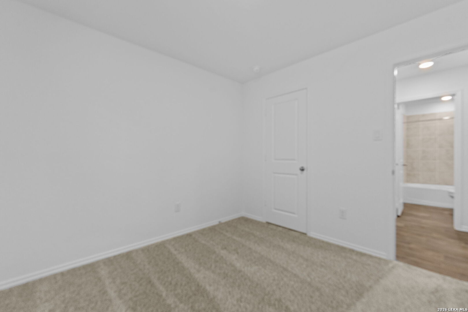 14715 Armstrong Fld