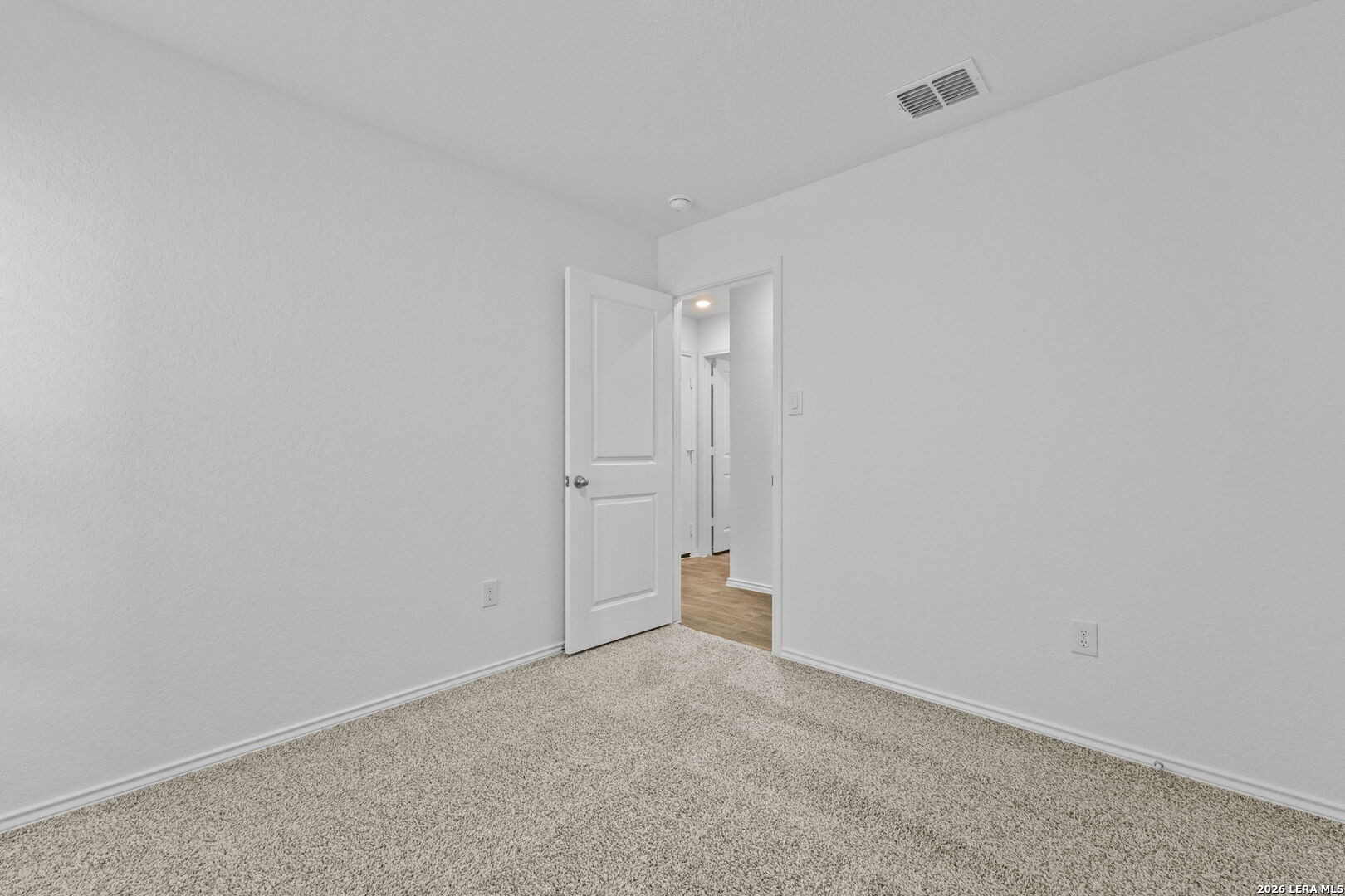 14715 Armstrong Fld