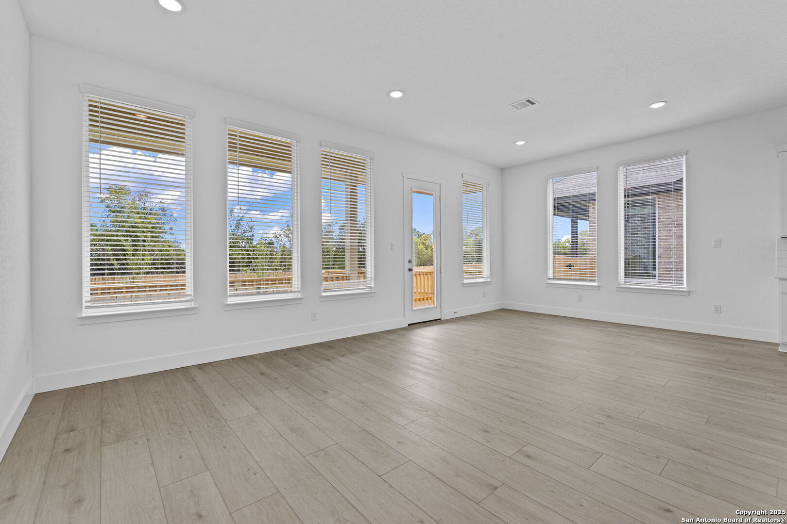 5516 Paschal Park