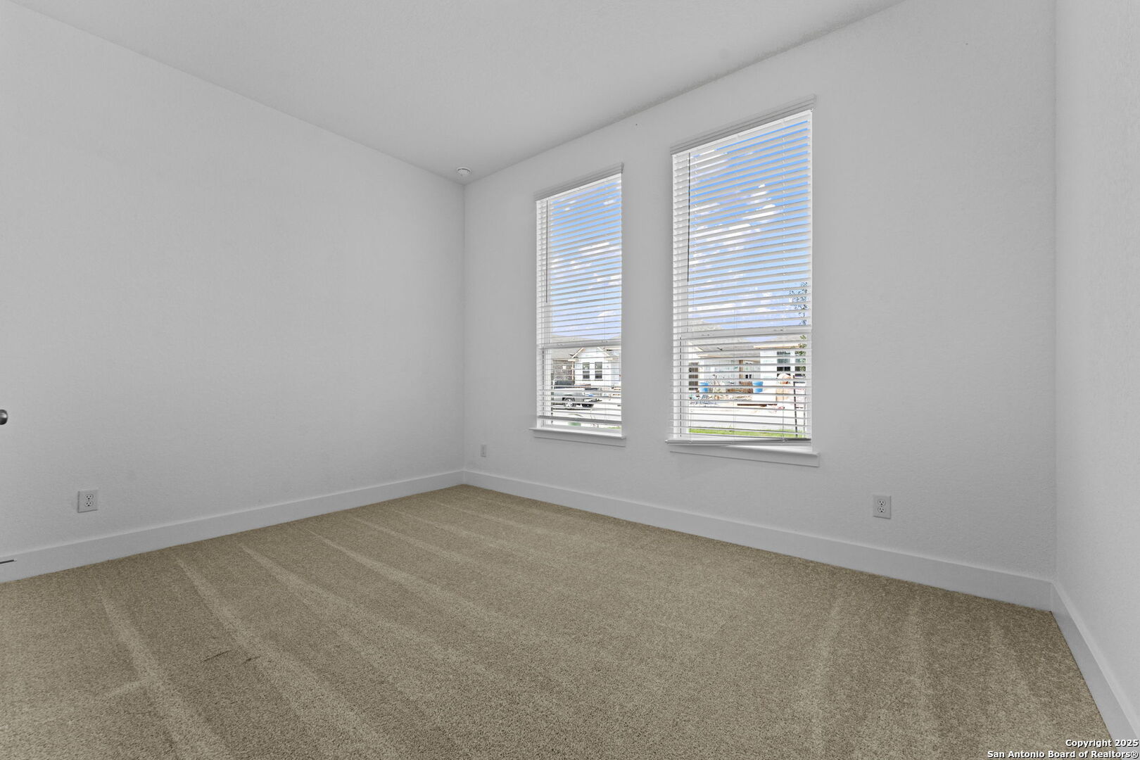 5516 Paschal Park