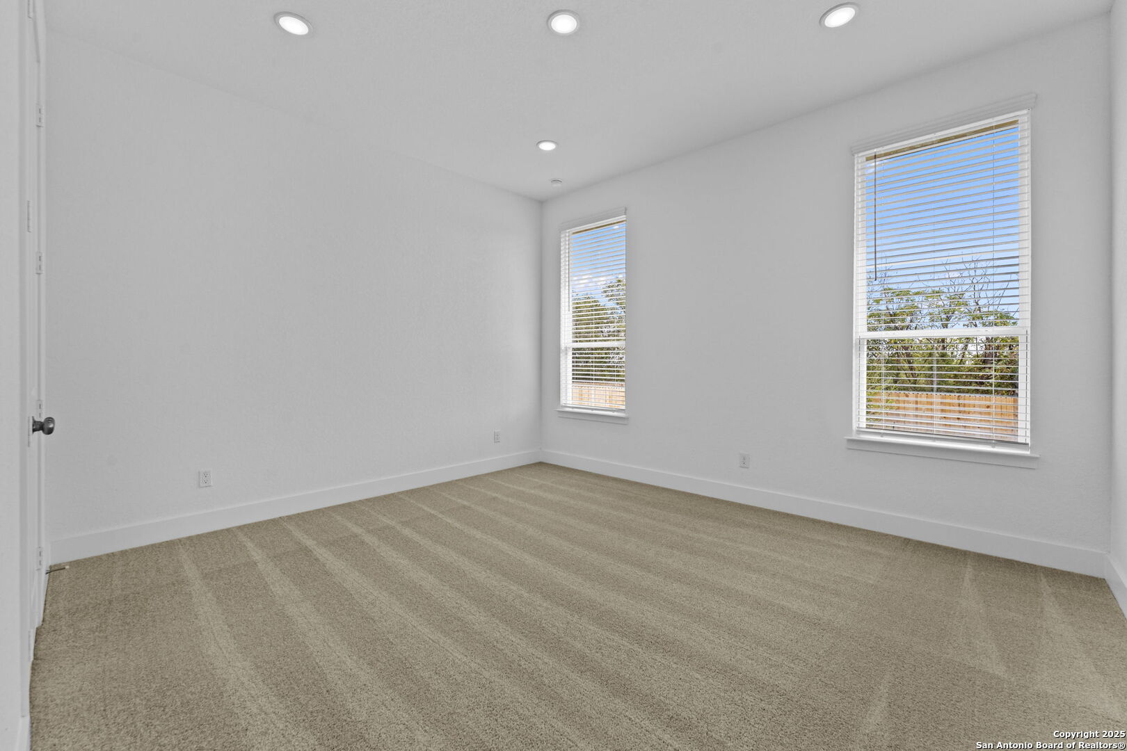 5516 Paschal Park