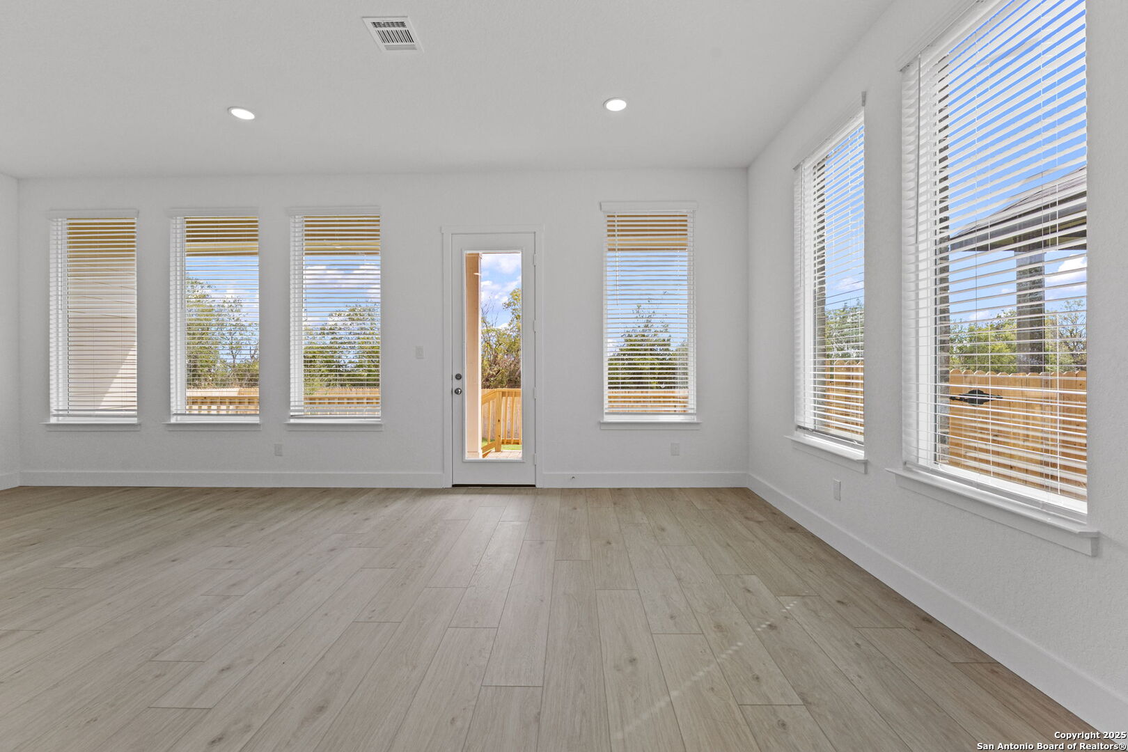 5516 Paschal Park