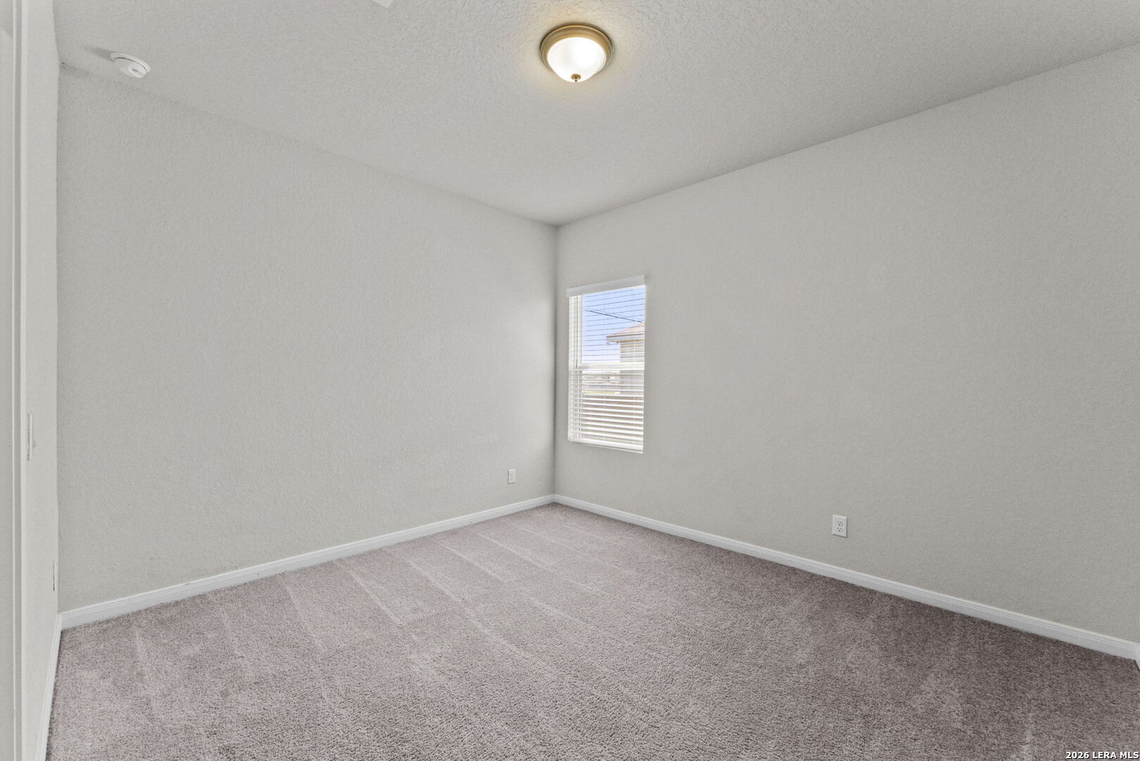 709 Farmers Dell