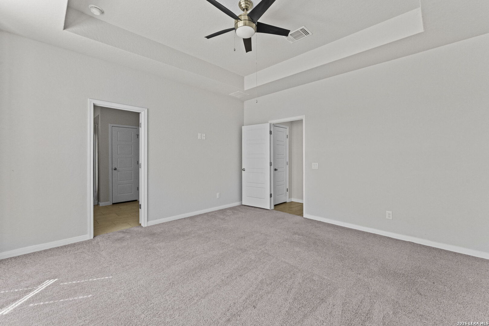 709 Farmers Dell