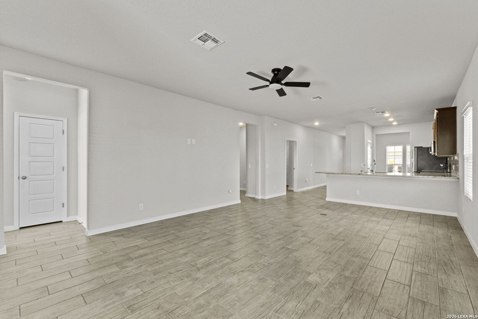 709 Farmers Dell