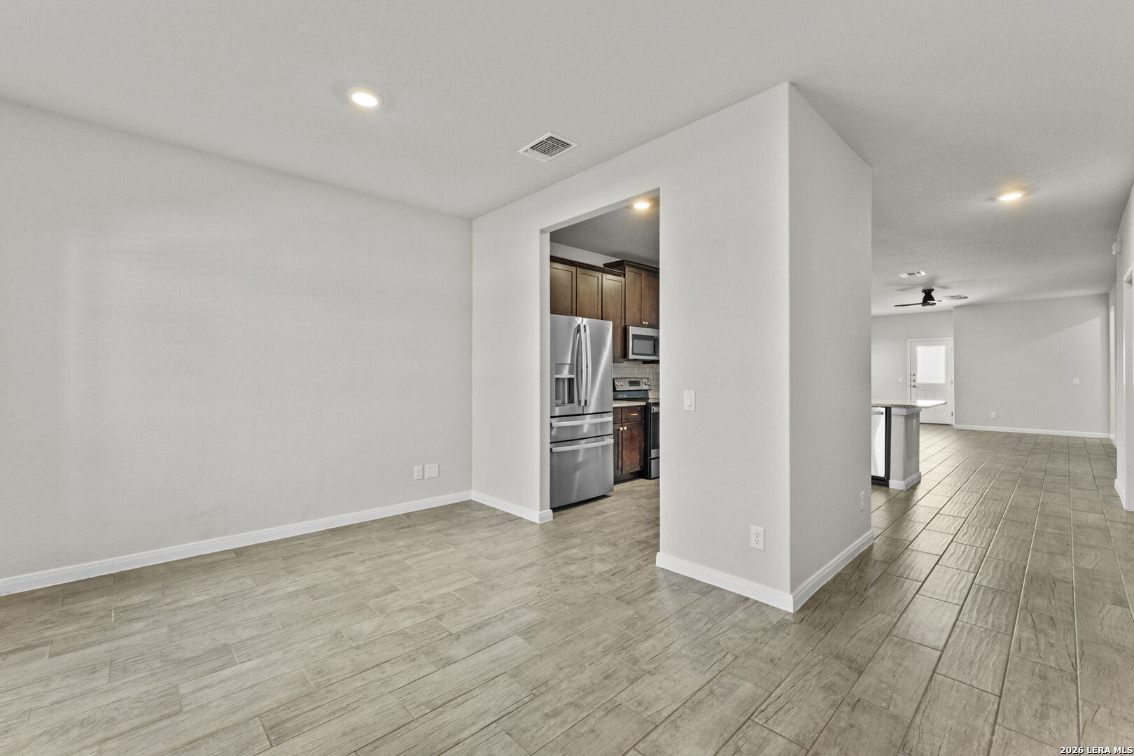 709 Farmers Dell