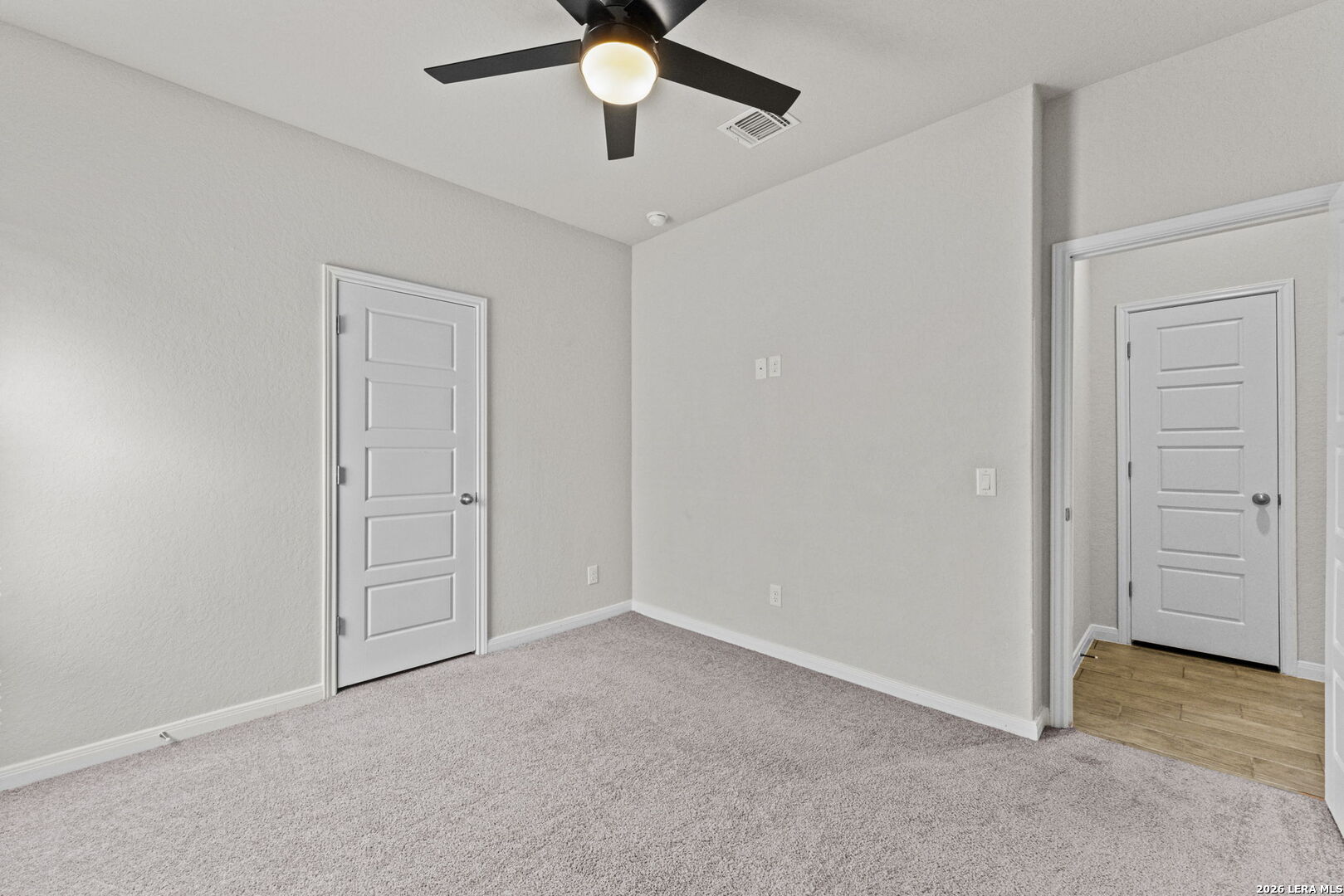 709 Farmers Dell