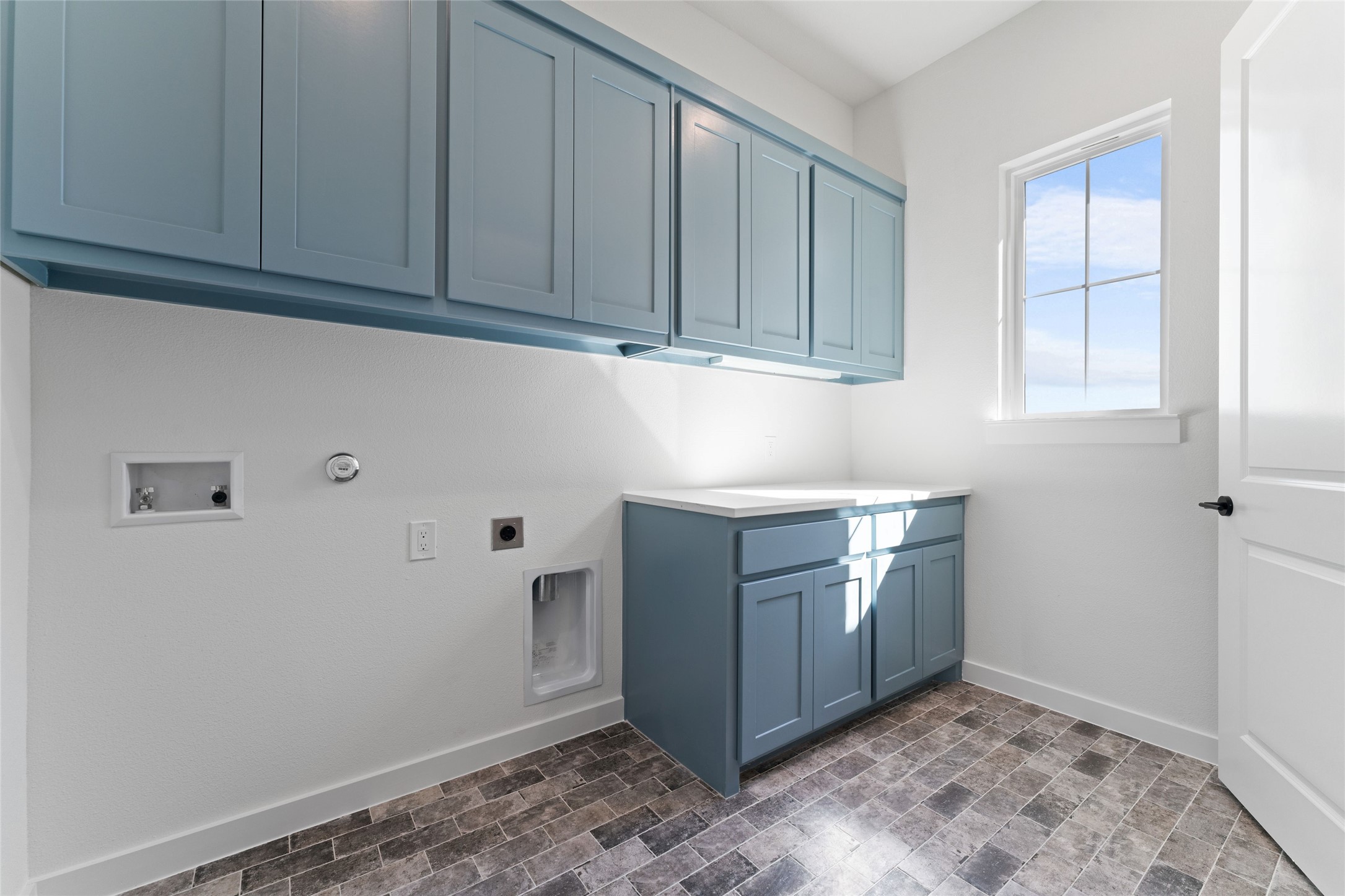 3031 Glen Oaks Drive