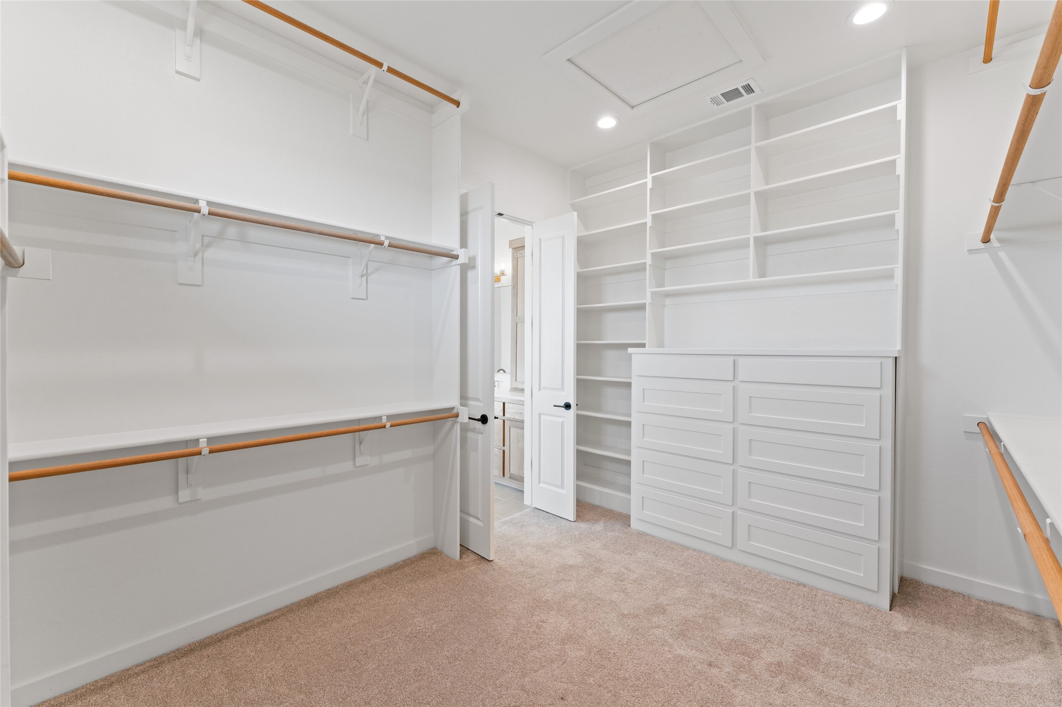 3031 Glen Oaks Drive