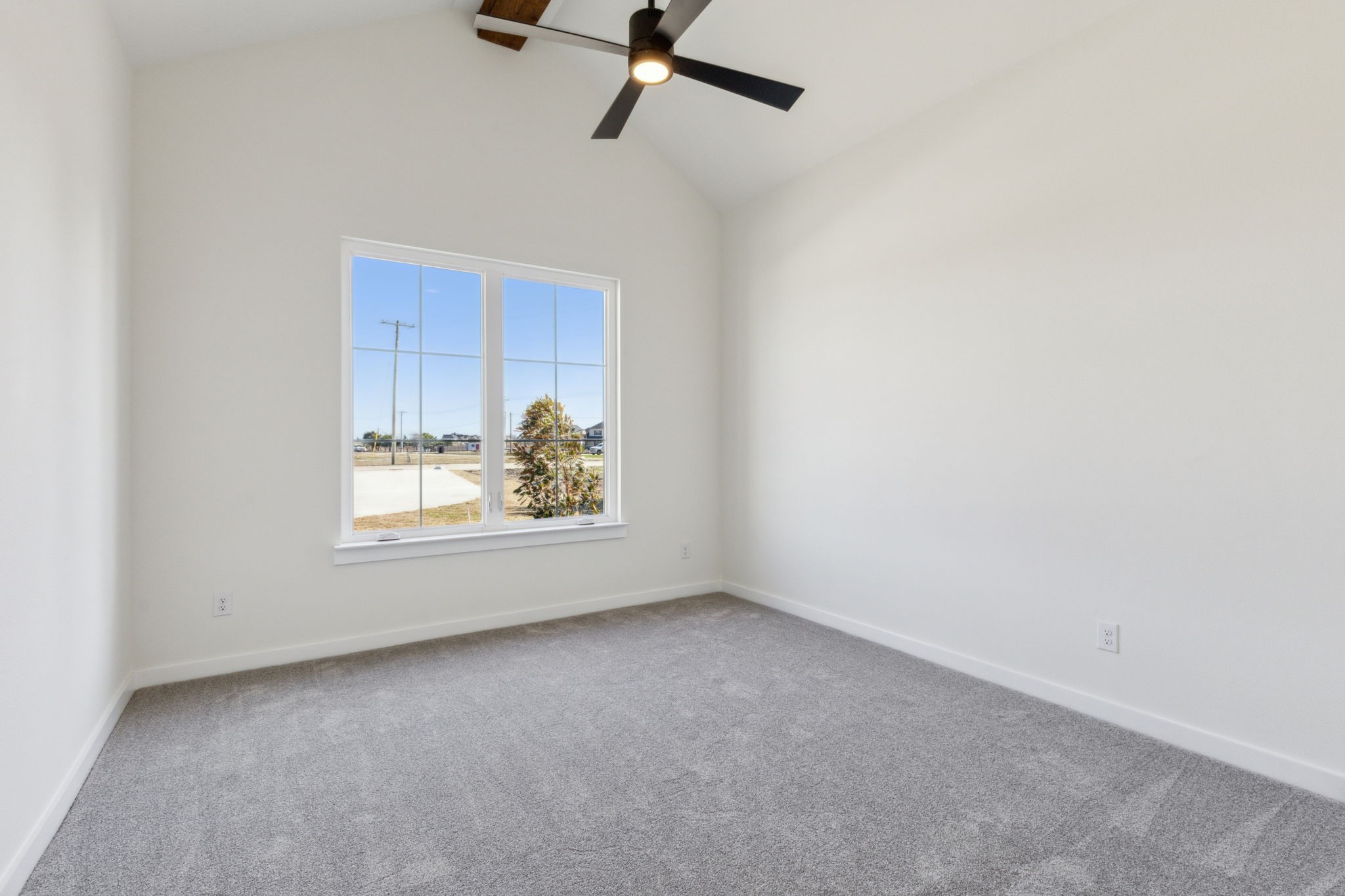 3021 Glen Oaks Drive