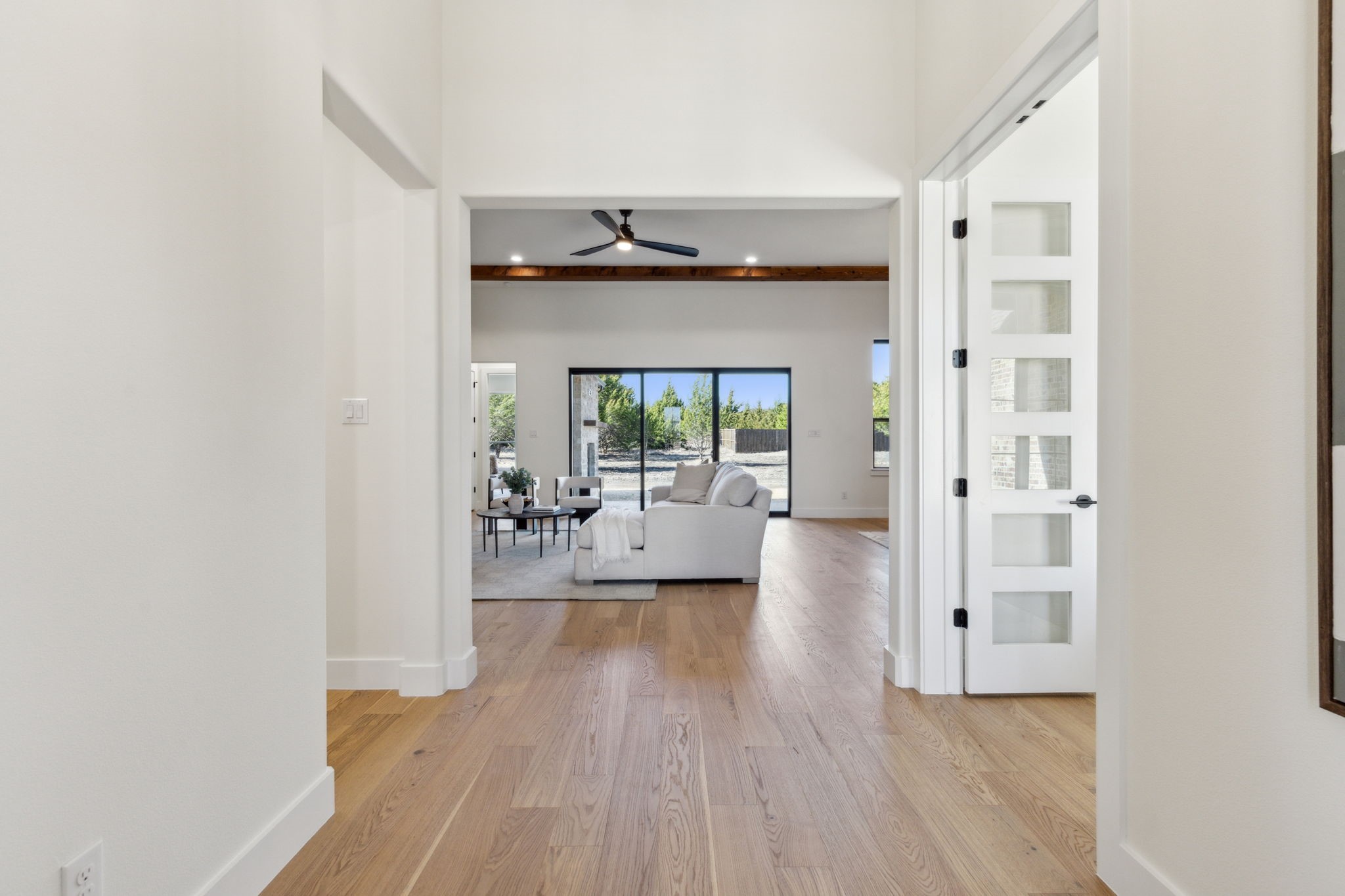 3021 Glen Oaks Drive