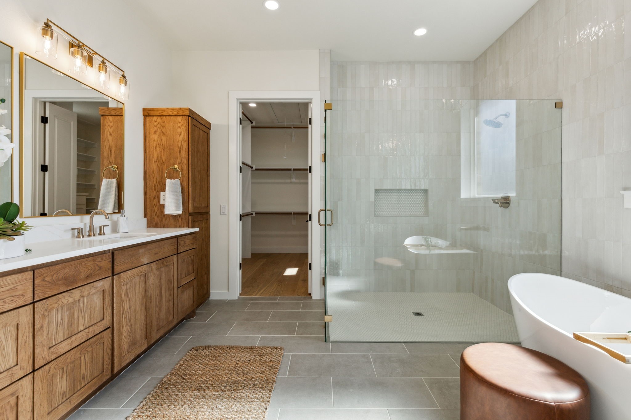 3021 Glen Oaks Drive