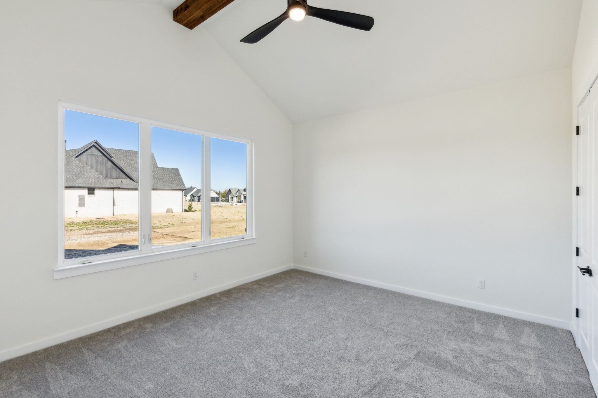 3021 Glen Oaks Drive