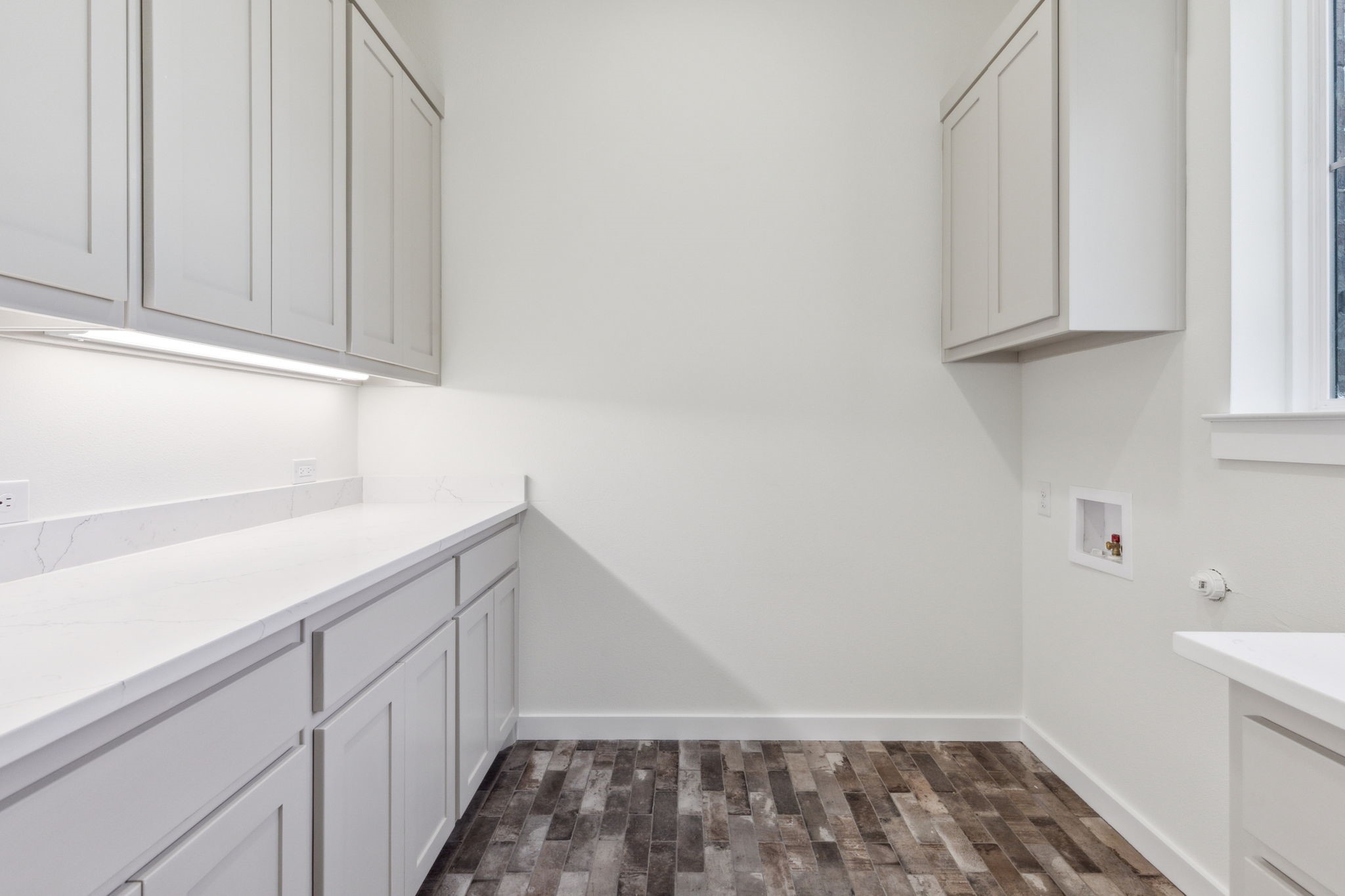 3021 Glen Oaks Drive