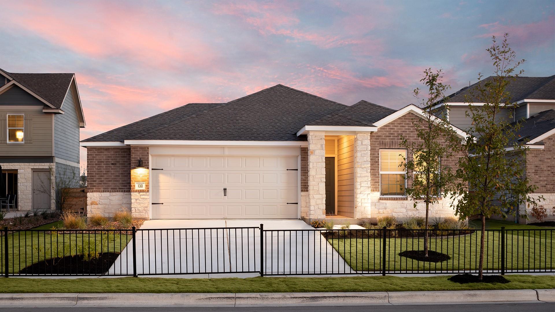 17905 Yellow Warbler WAY