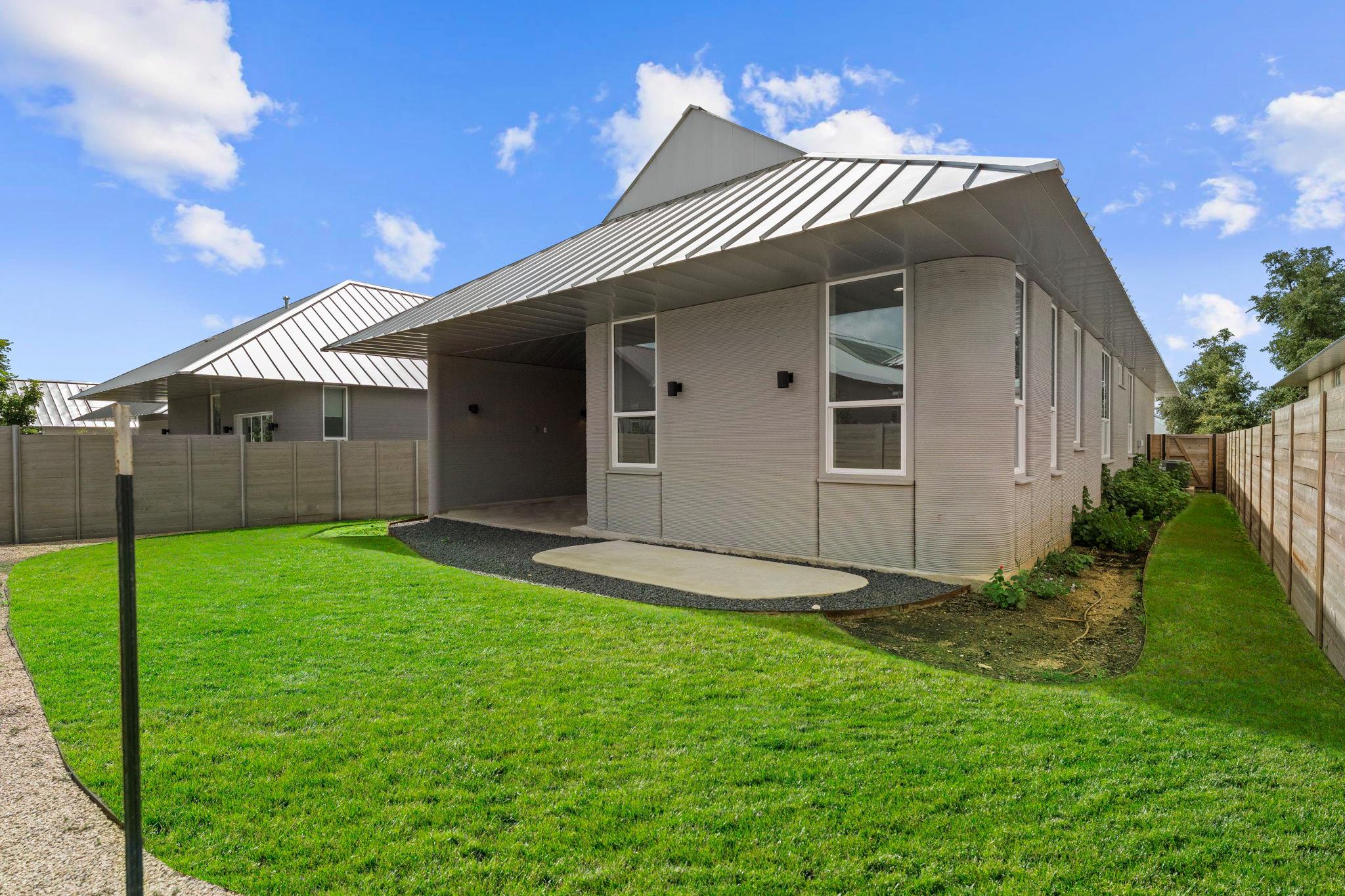 109 Rough Creek RD