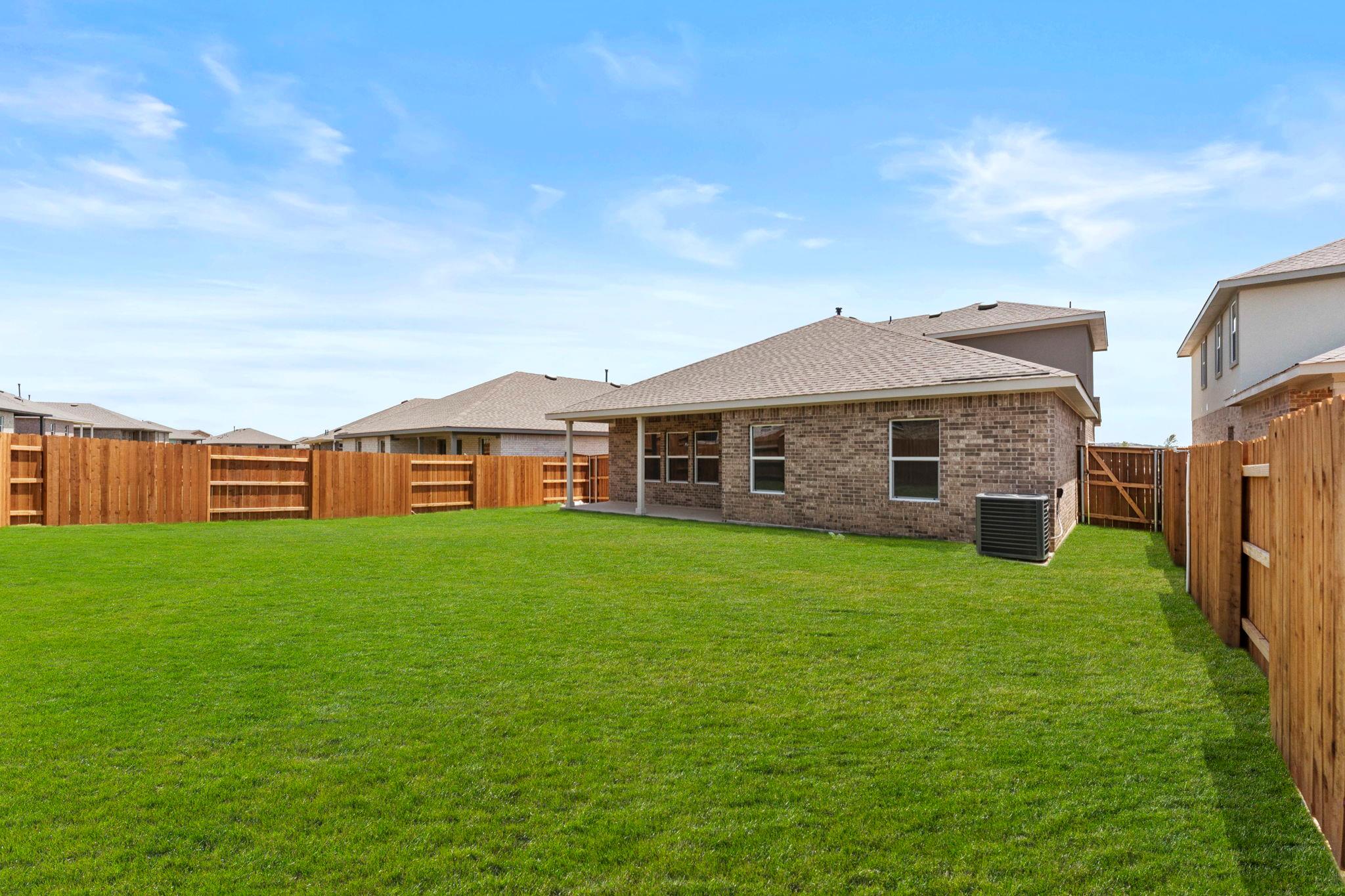 1813 Dandy Brush DR