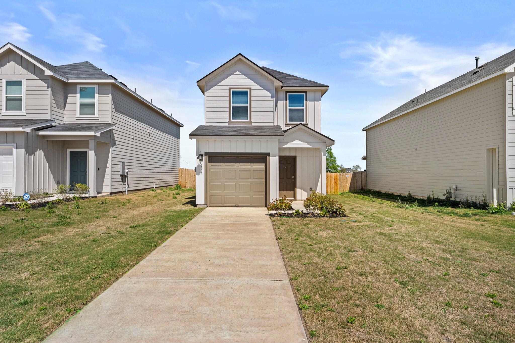 129 Varner WAY