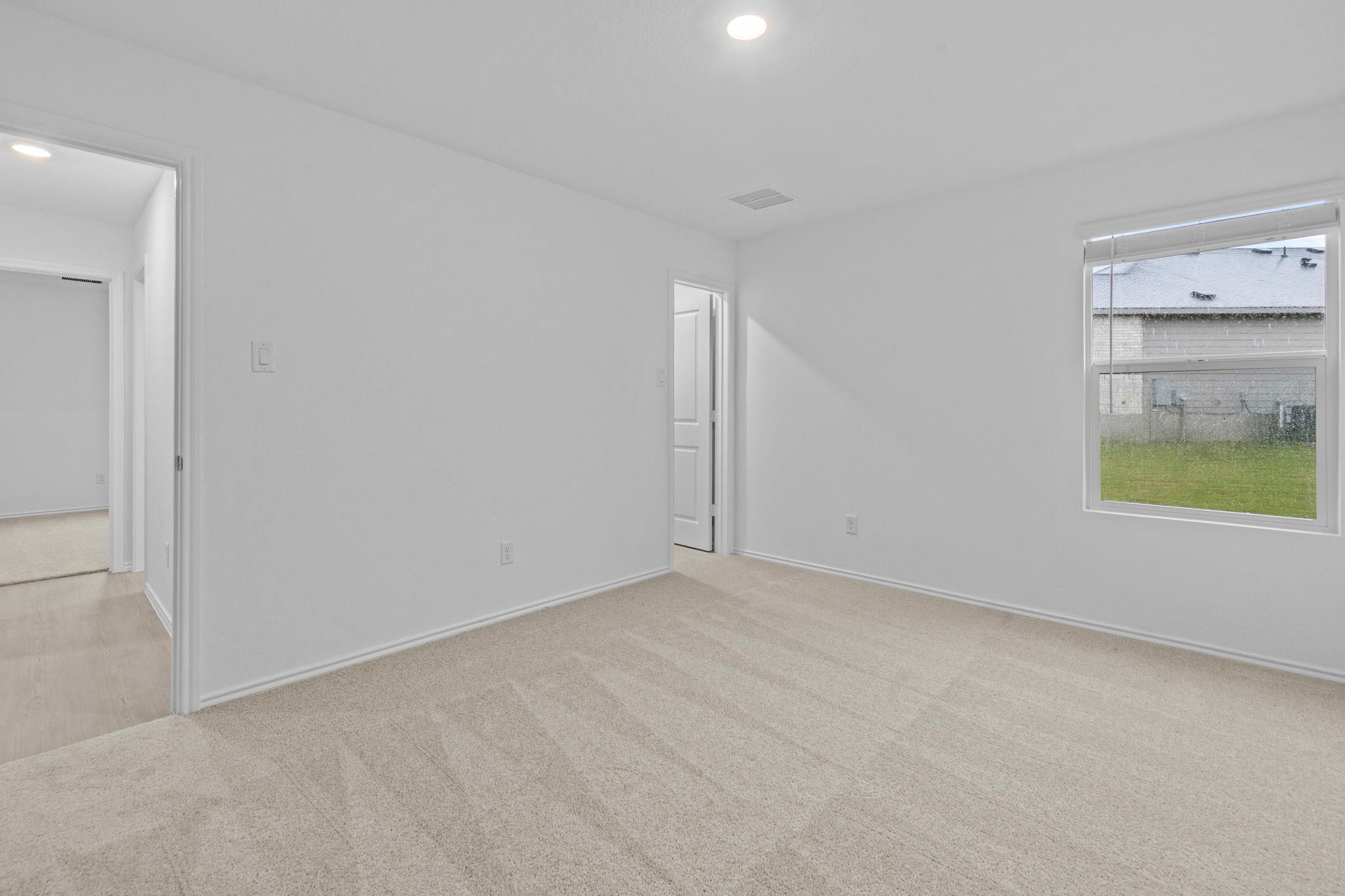 746 Bobby Lou LN