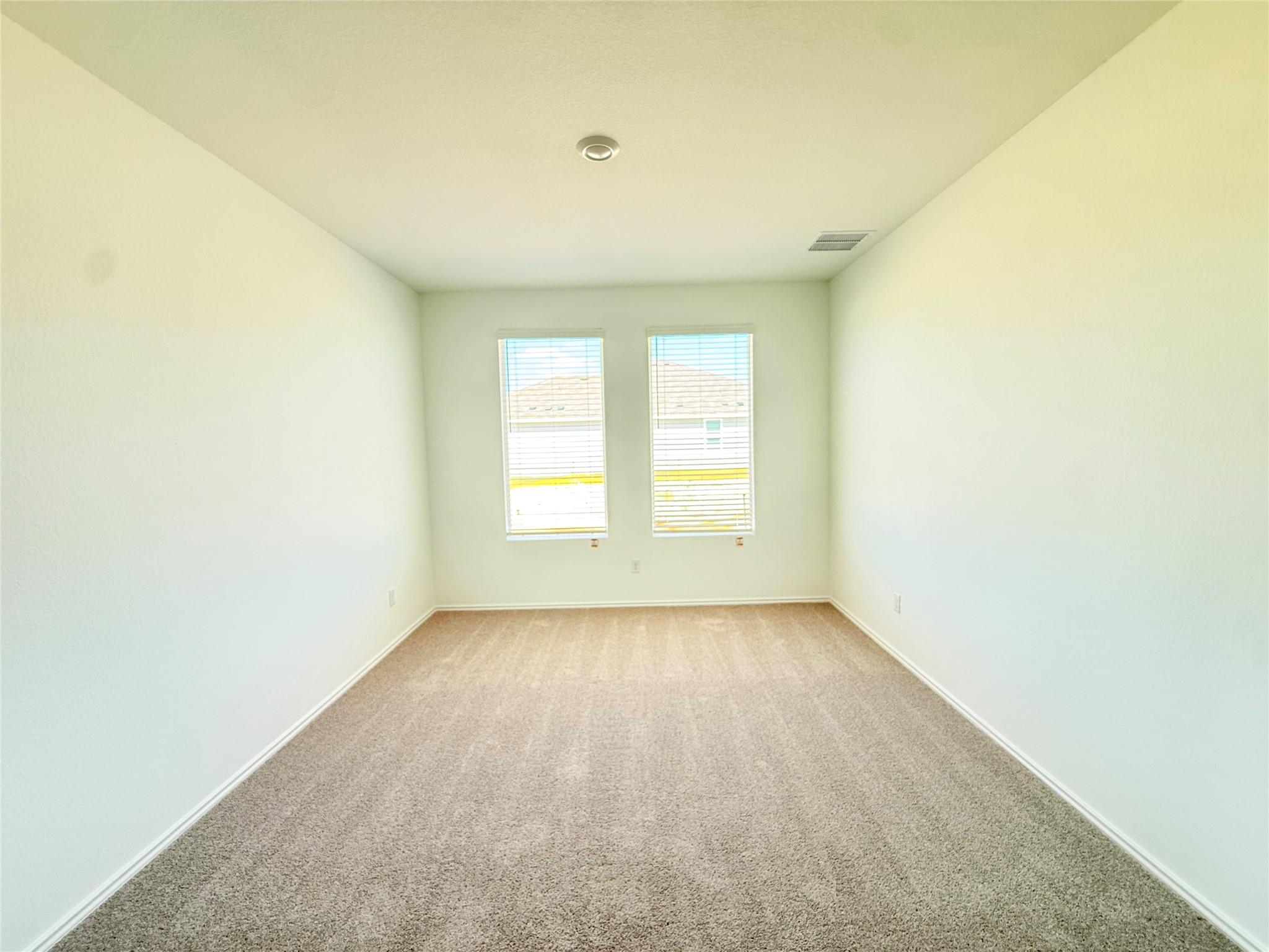 514 Heritage Groves RD