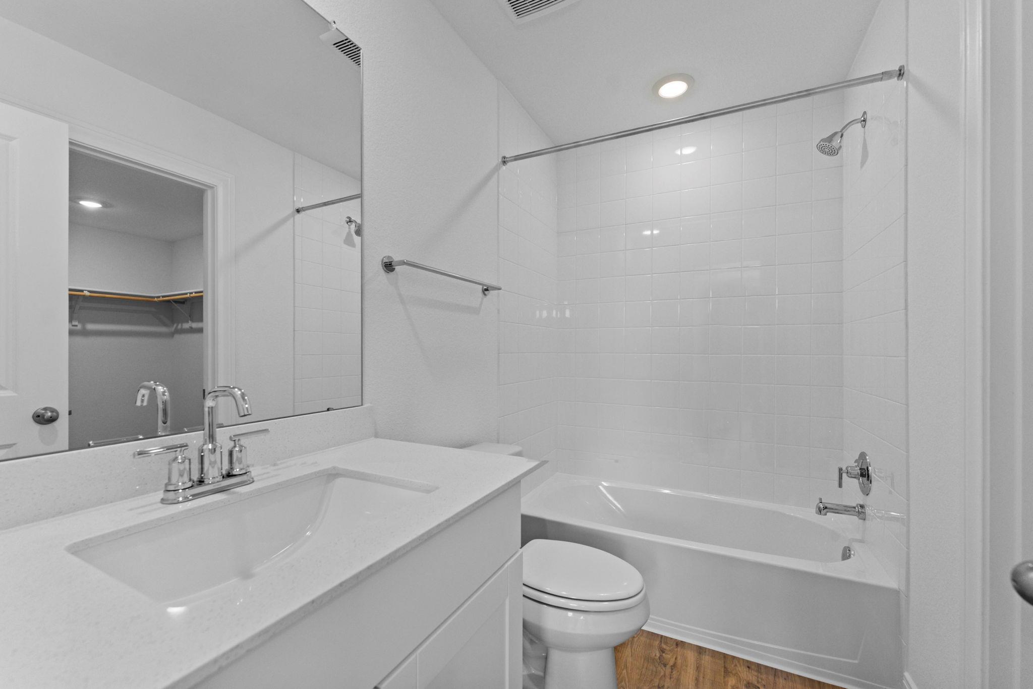 119 Union Pacific DR