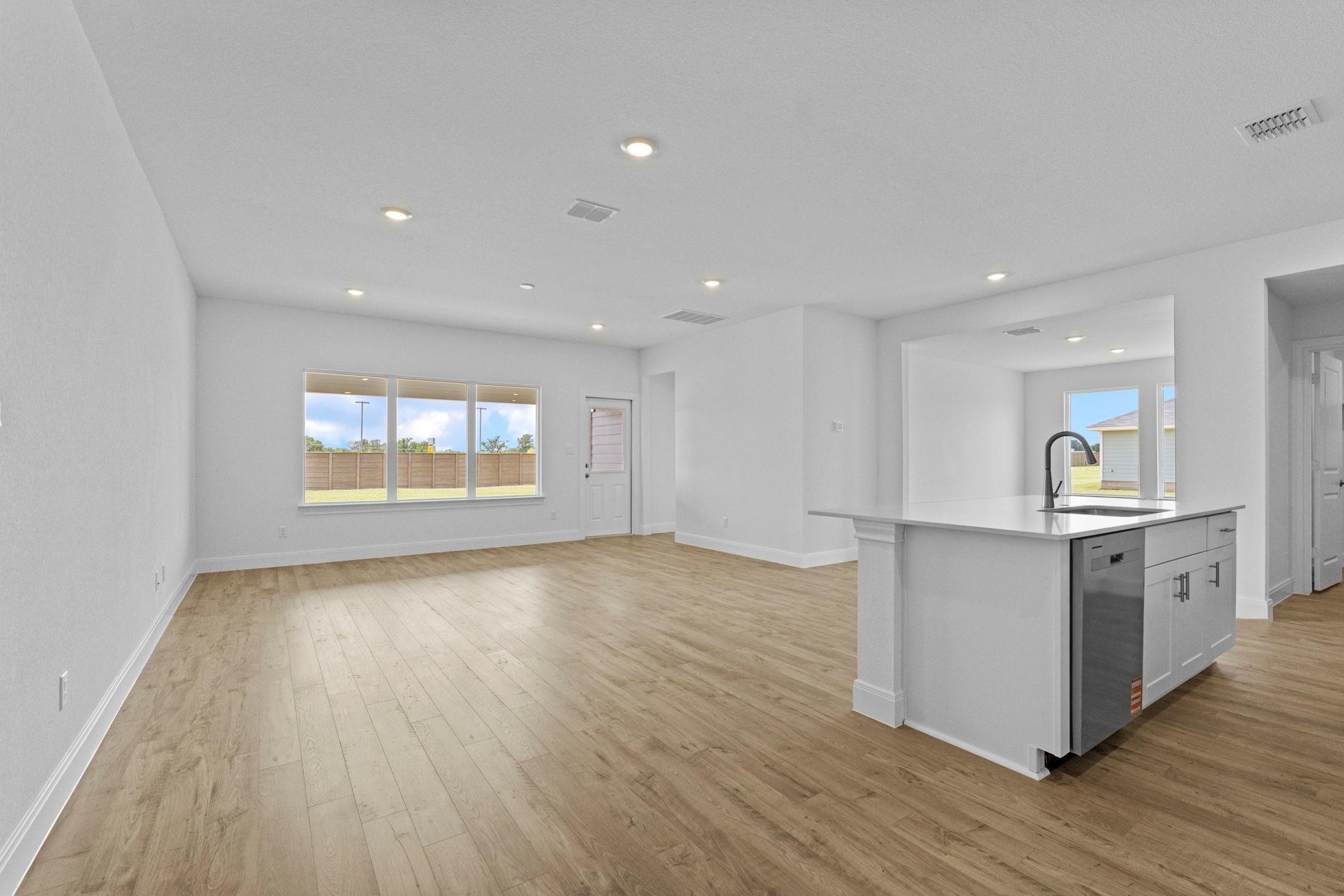 119 Union Pacific DR