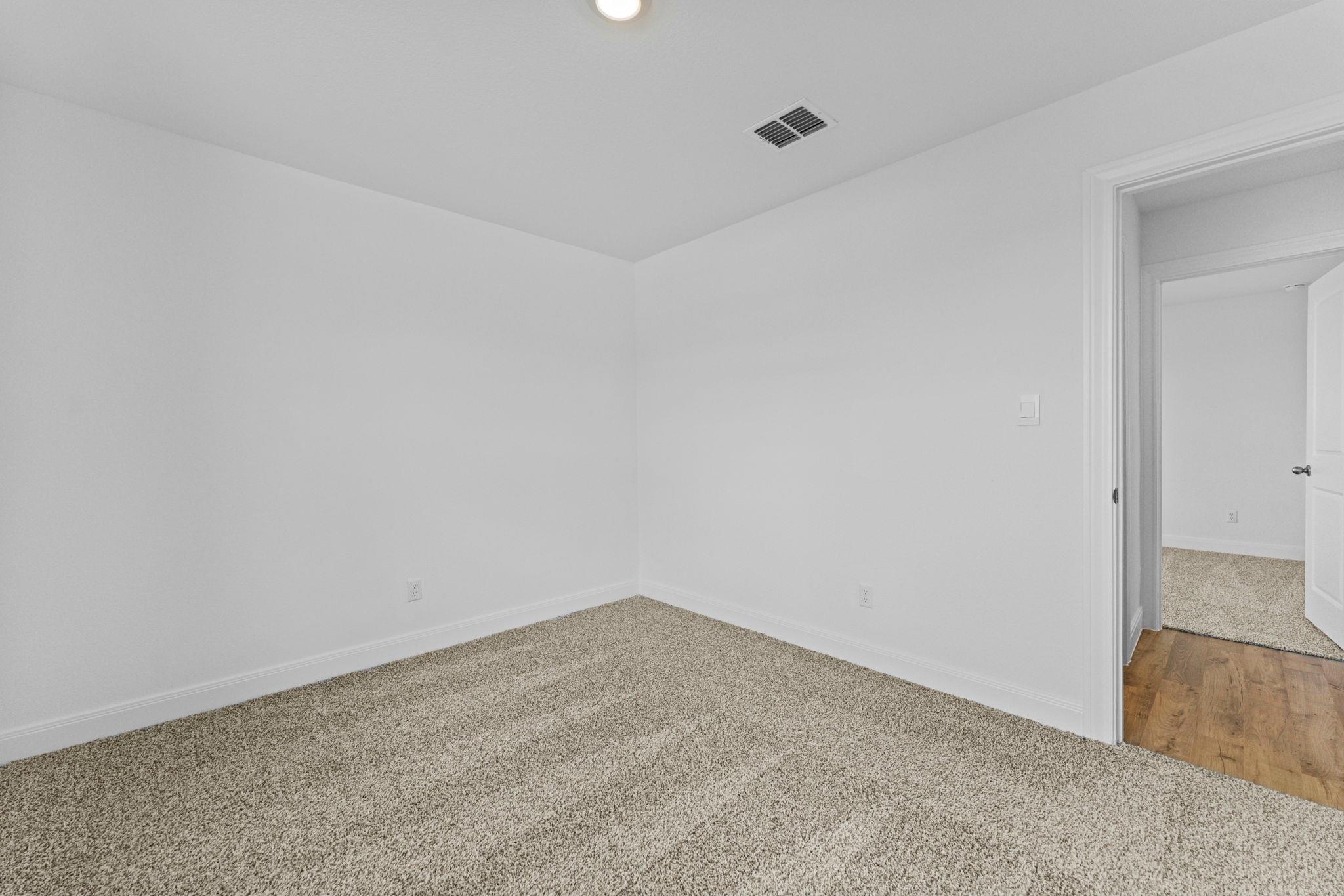 119 Union Pacific DR