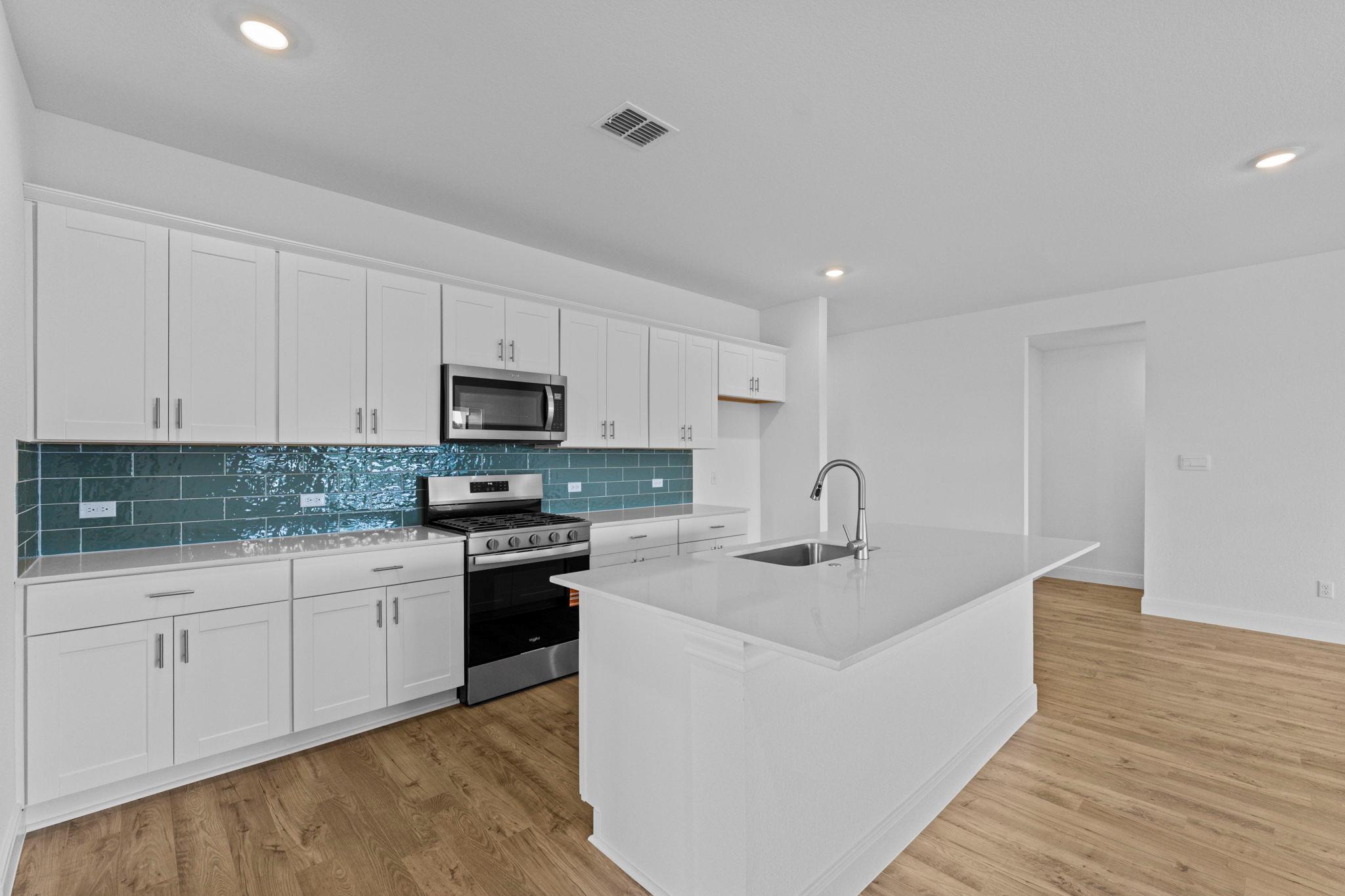 119 Union Pacific DR