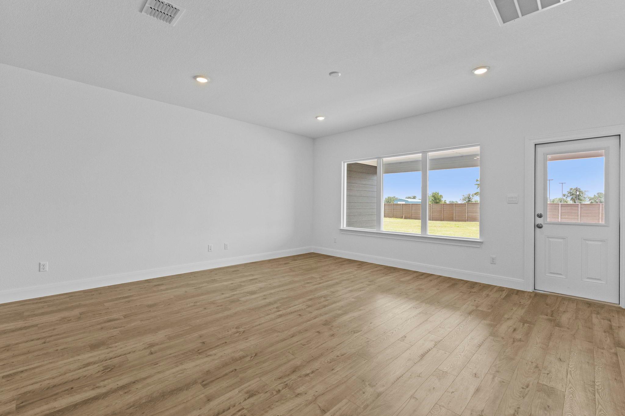 119 Union Pacific DR