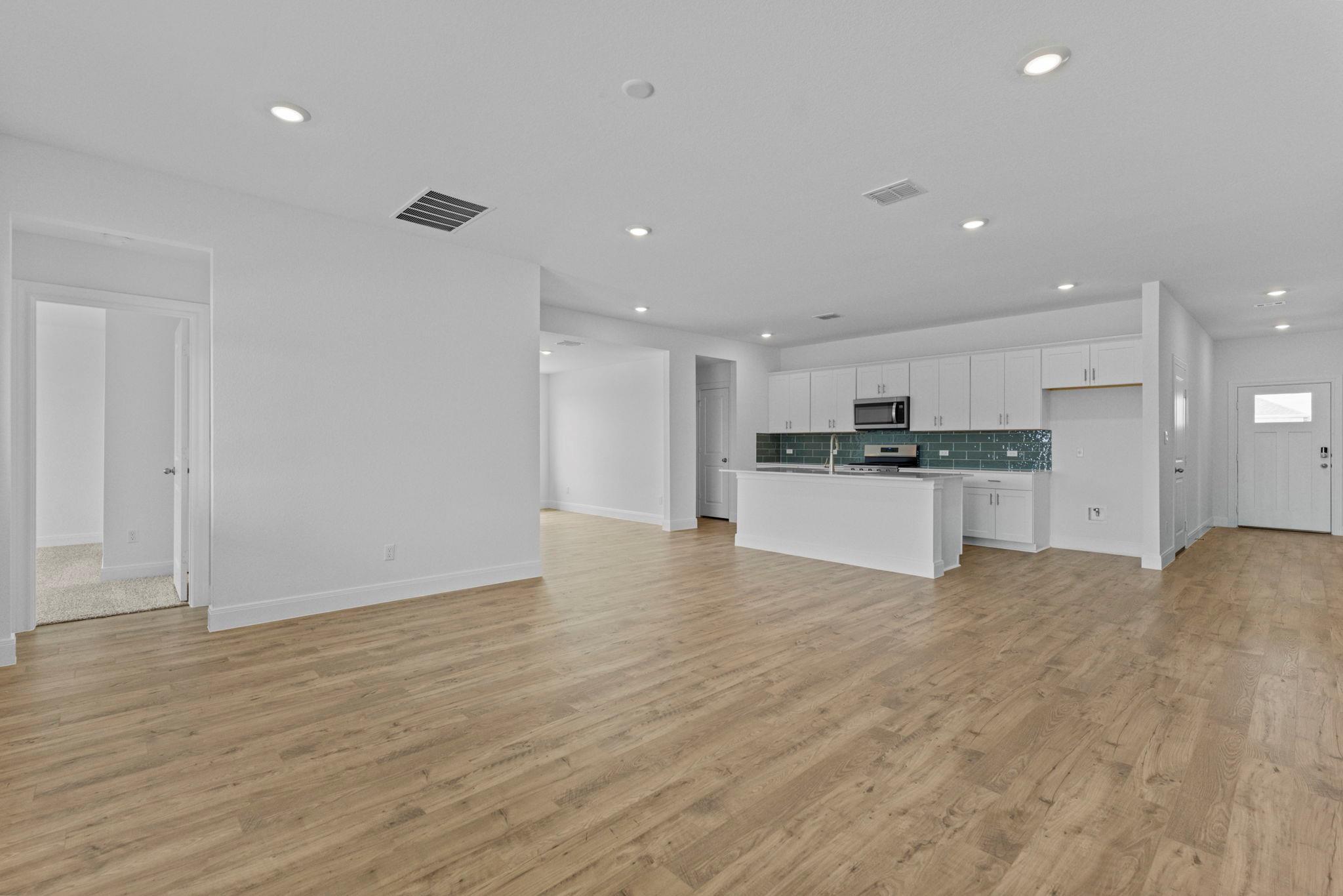119 Union Pacific DR