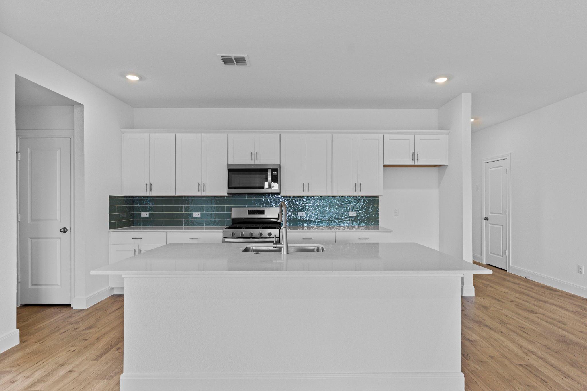 119 Union Pacific DR