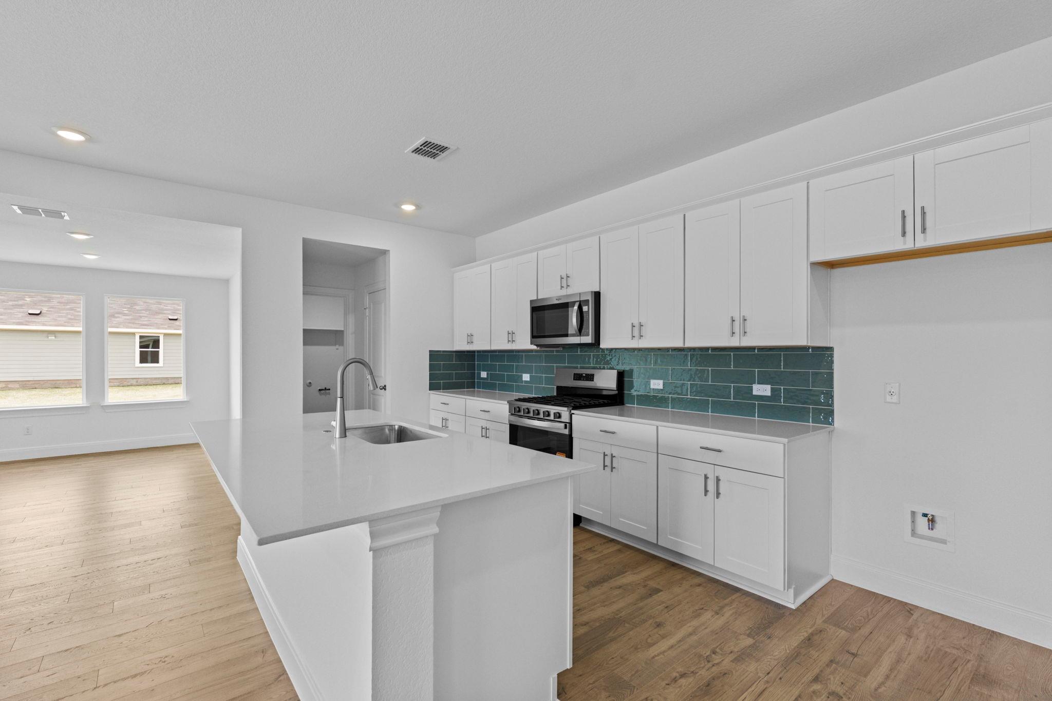 119 Union Pacific DR