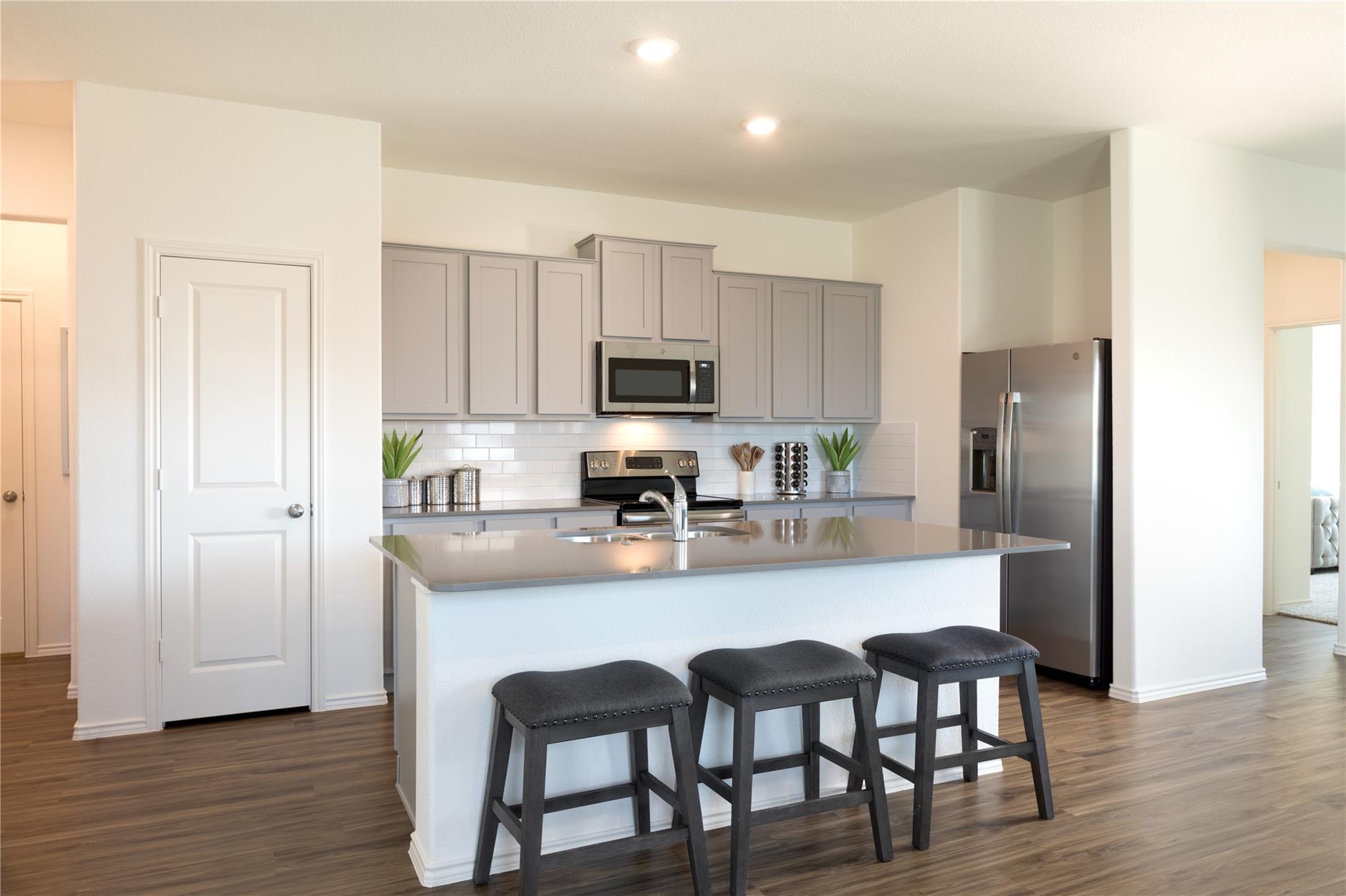 1503 Roaming Oak BND