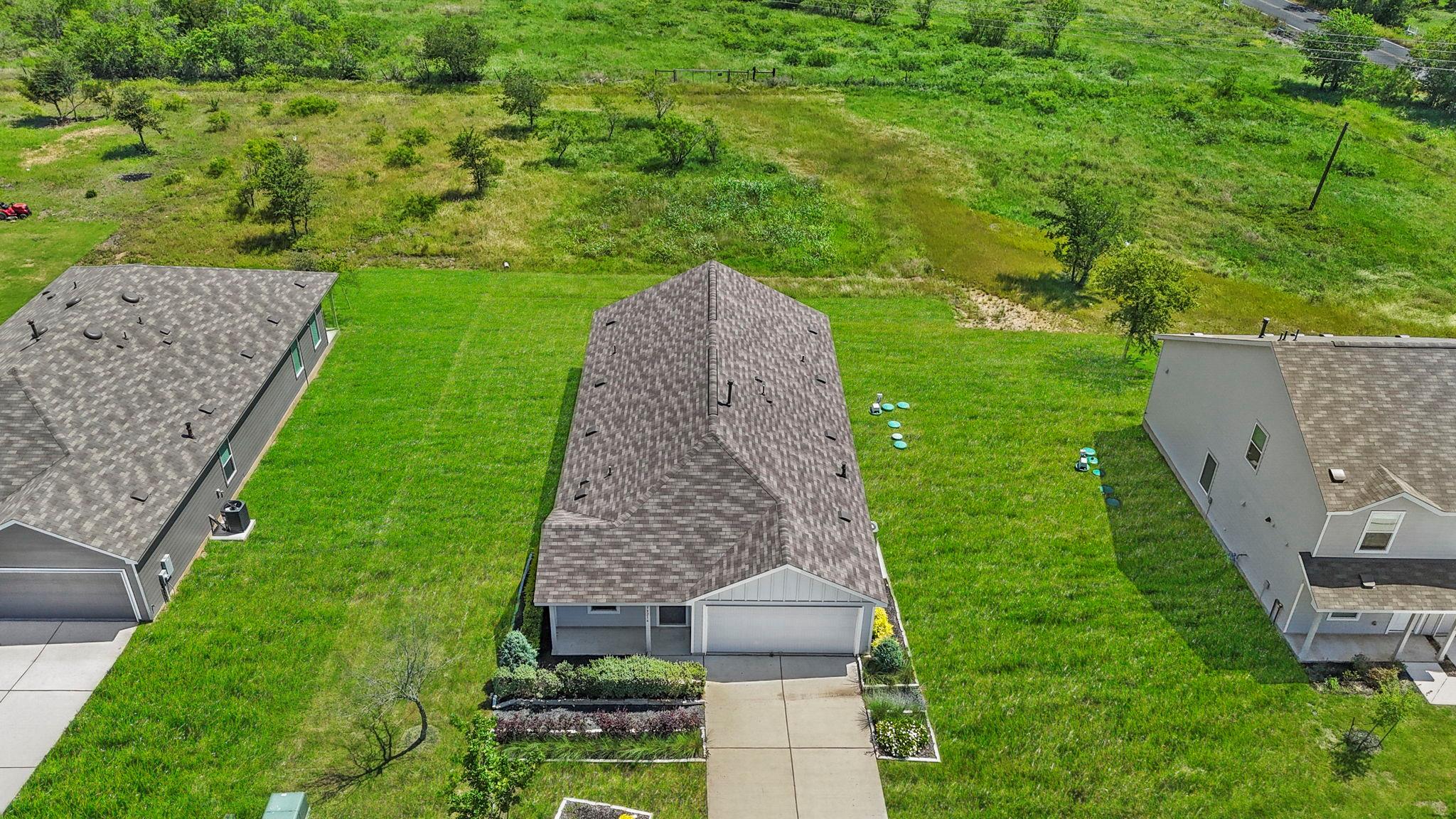 13216 Eastland Dr LN