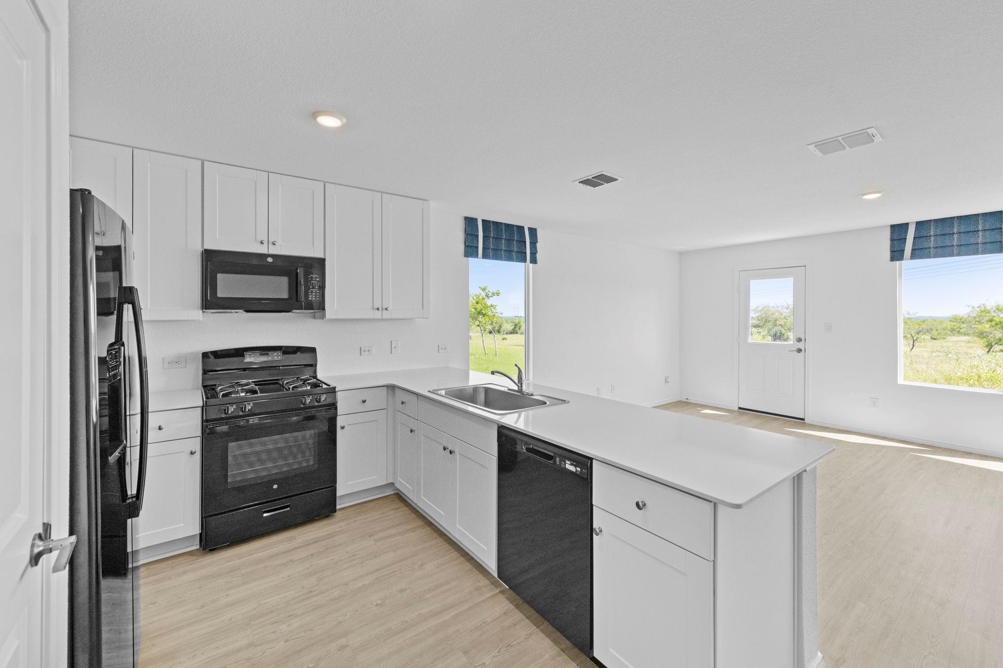 13216 Eastland Dr LN