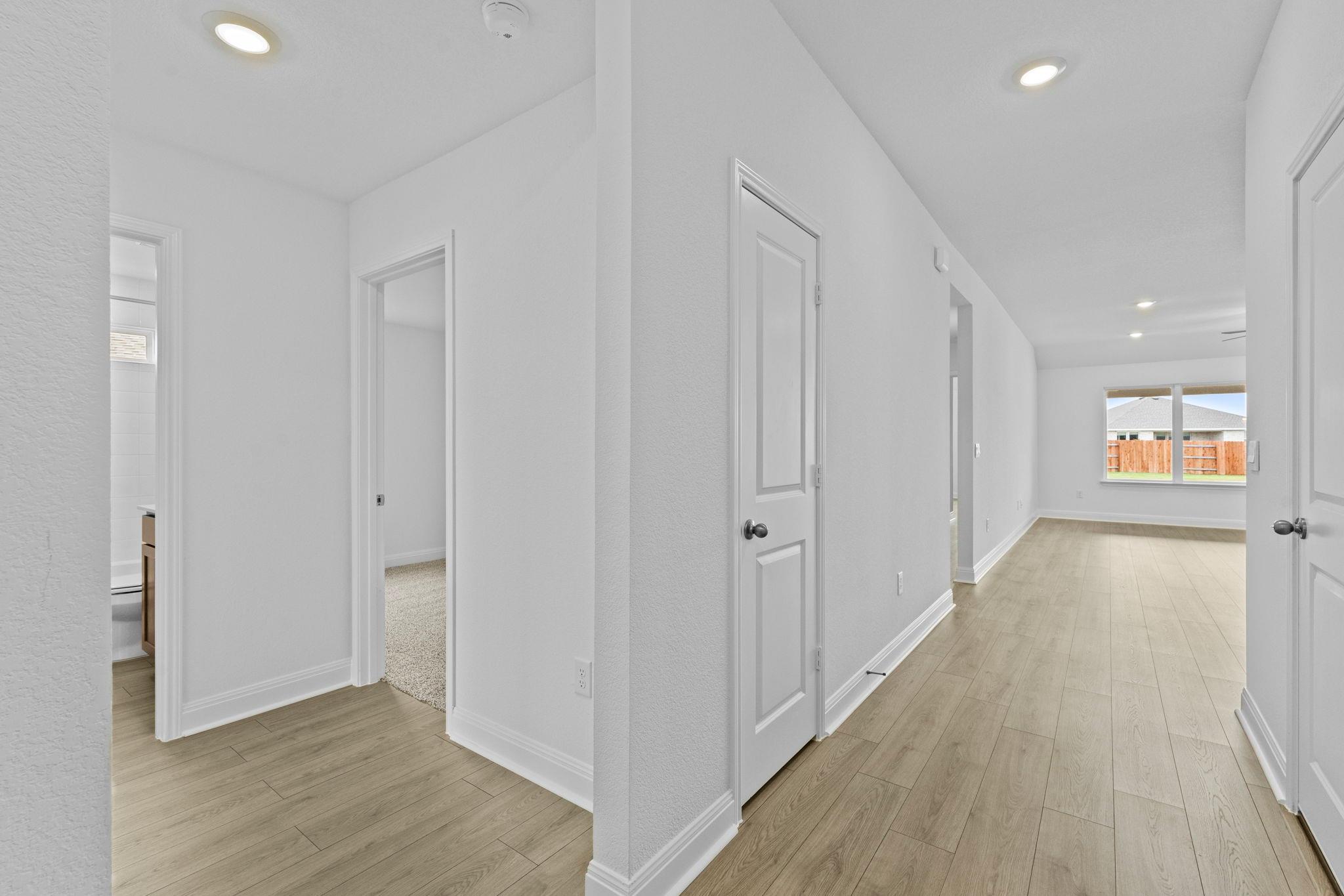 252 Rivers Edge DR