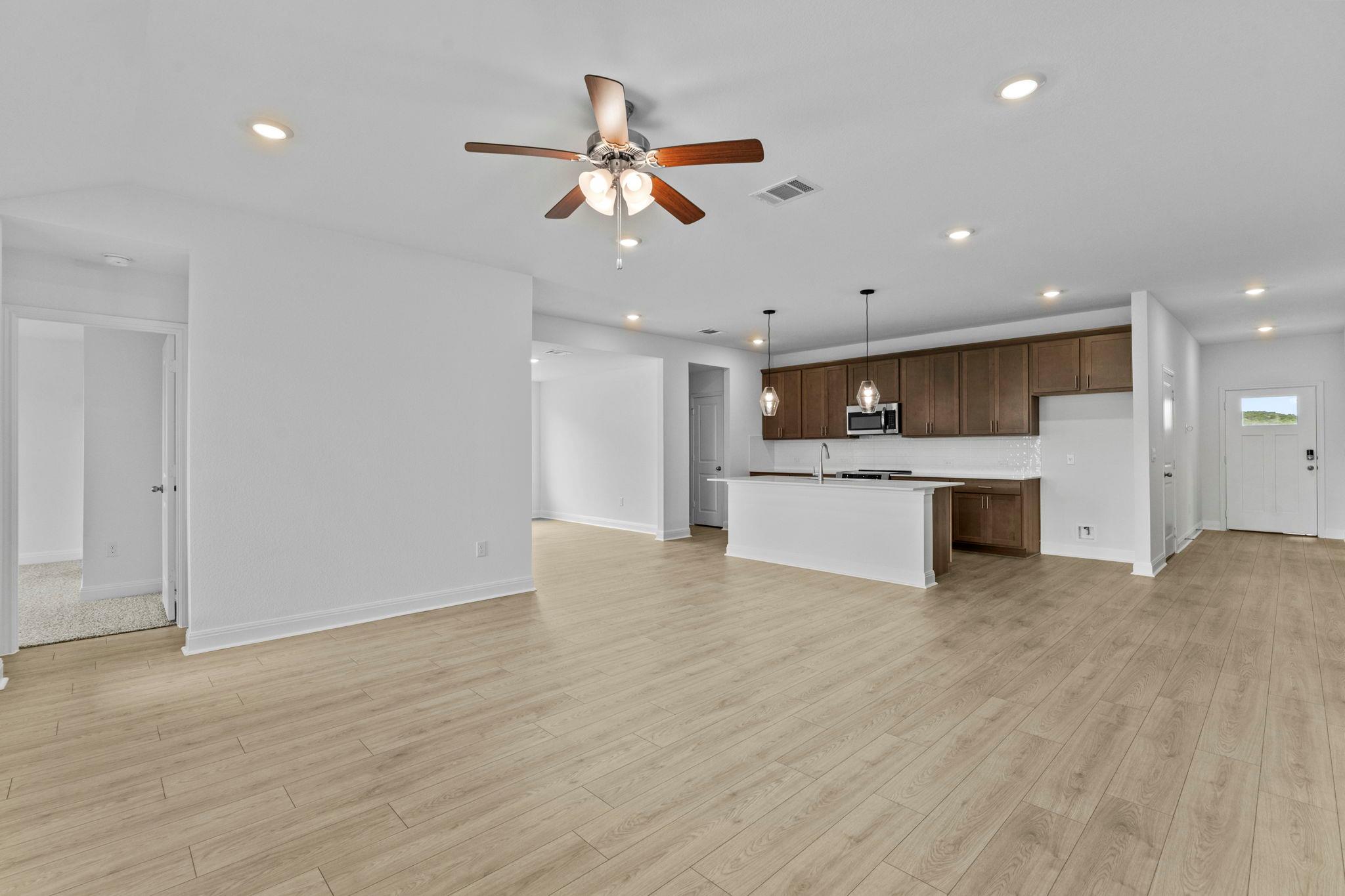 252 Rivers Edge DR