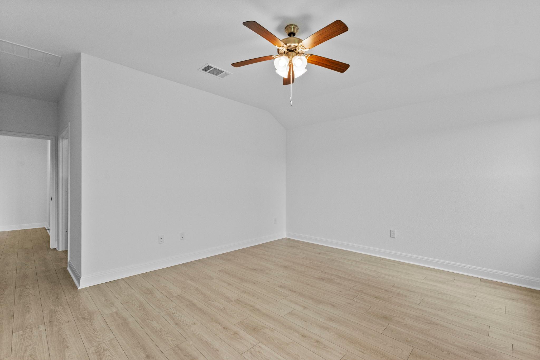 252 Rivers Edge DR