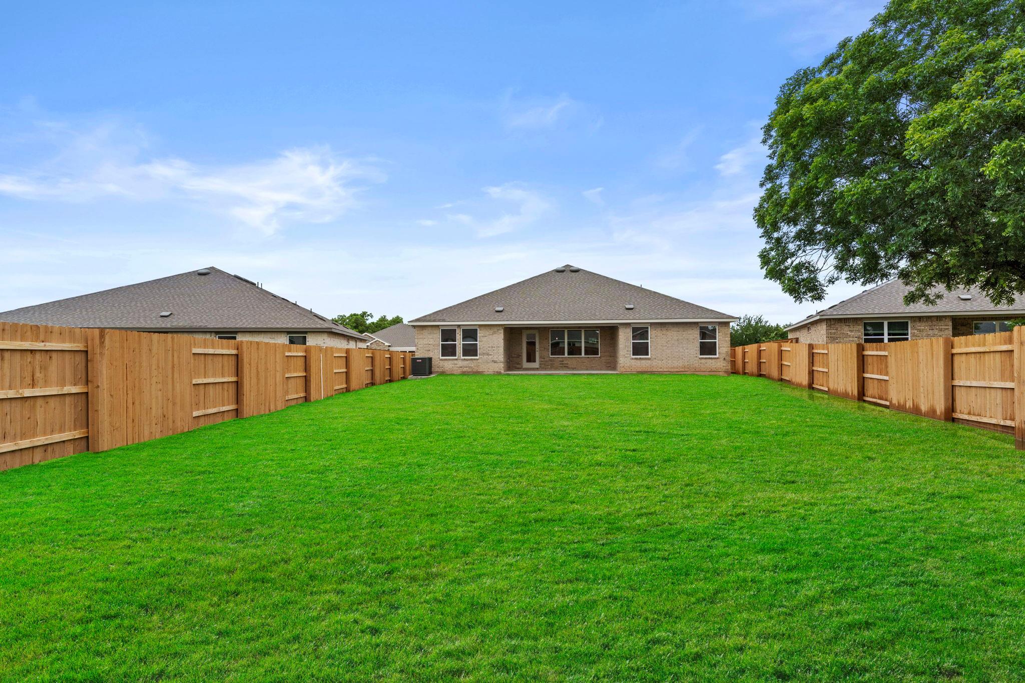 252 Rivers Edge DR