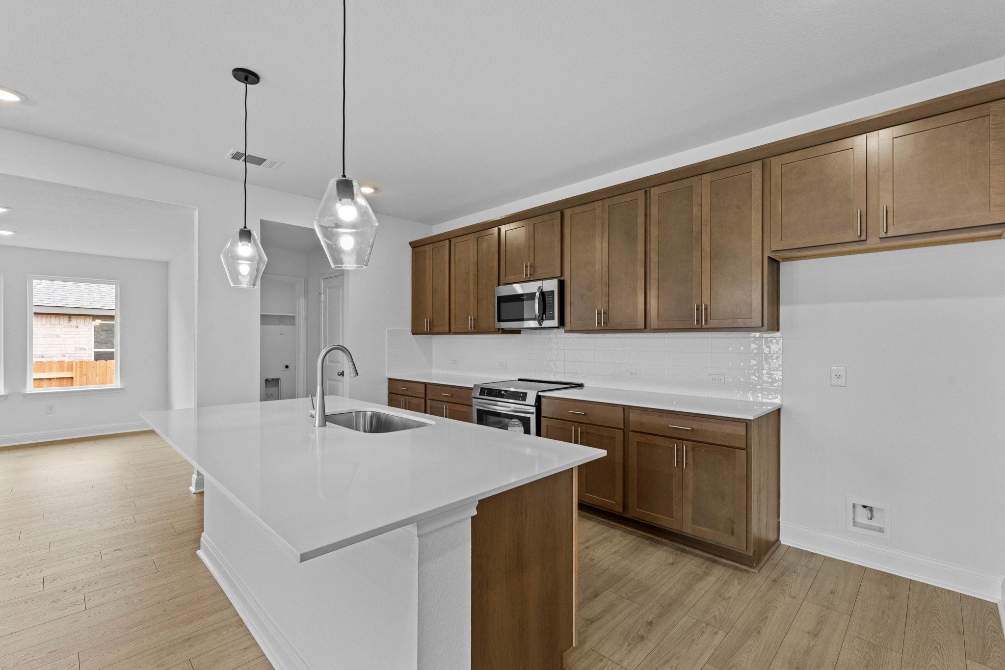 252 Rivers Edge DR