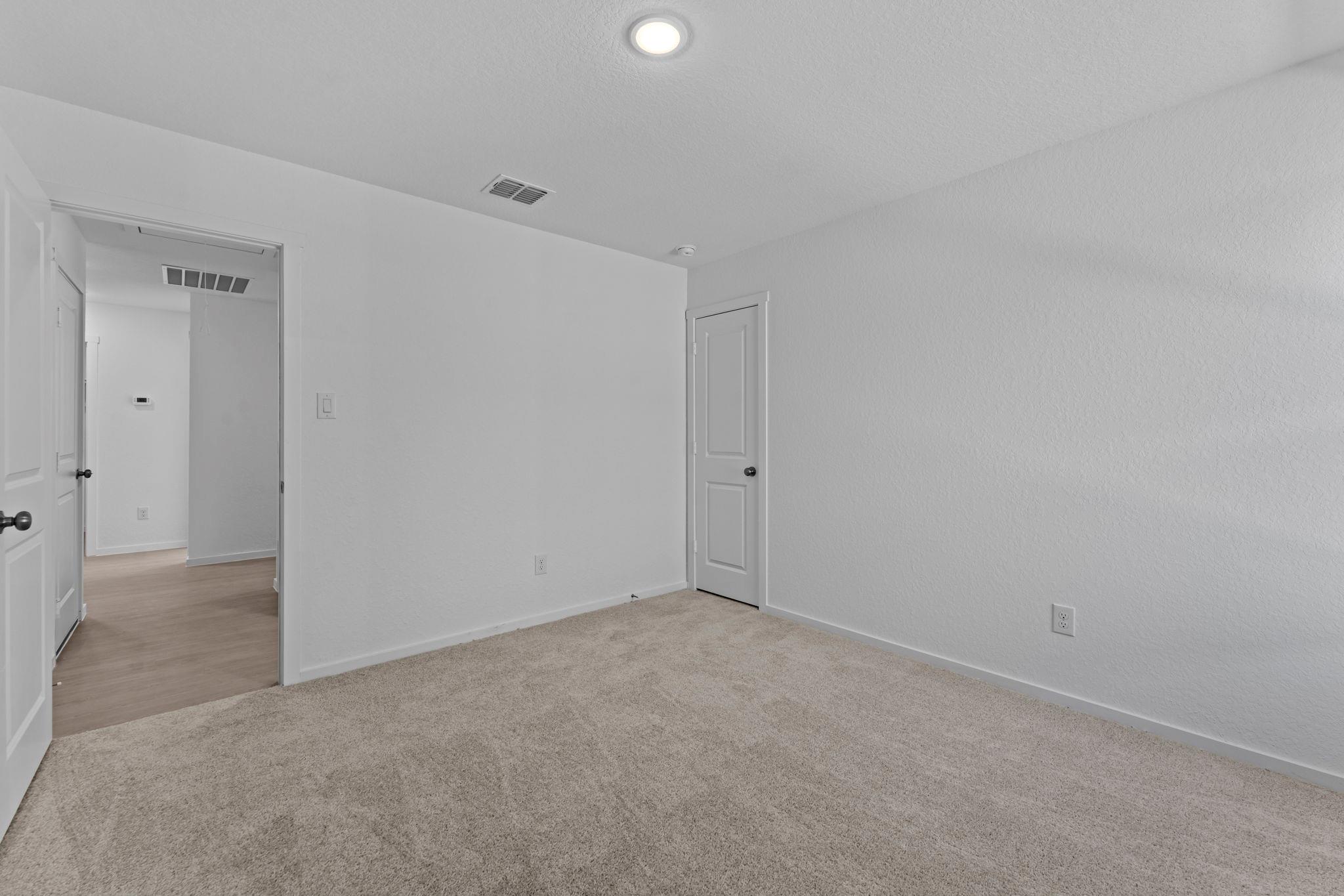 107 Ellendale PL